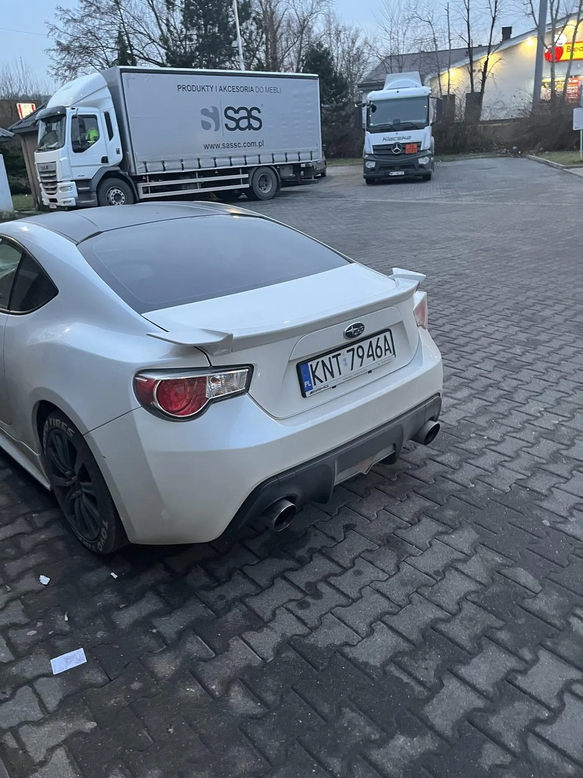 Zajebista fura miły kierowca i manual. Piękne