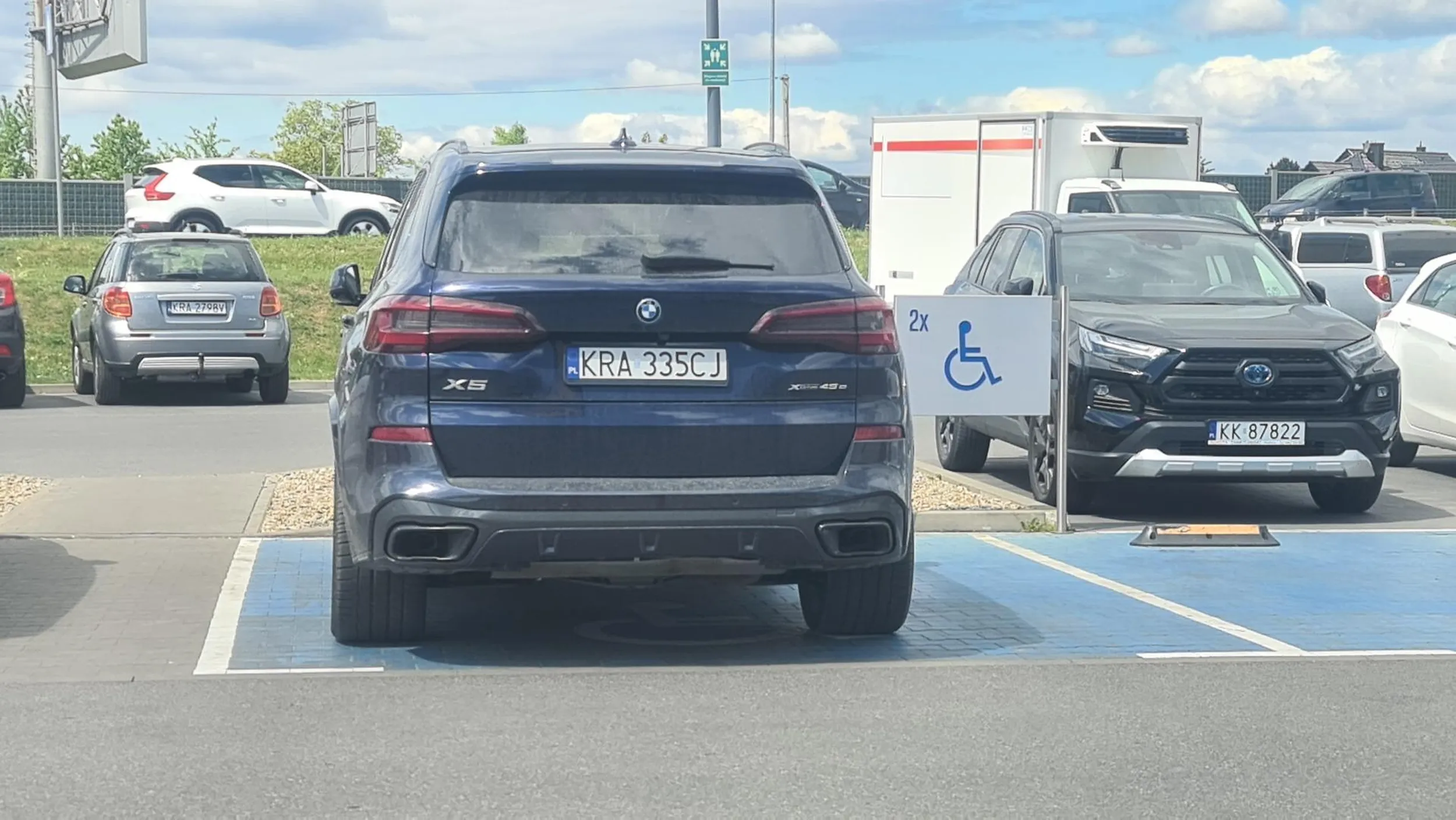 Brak plakietki dla ON