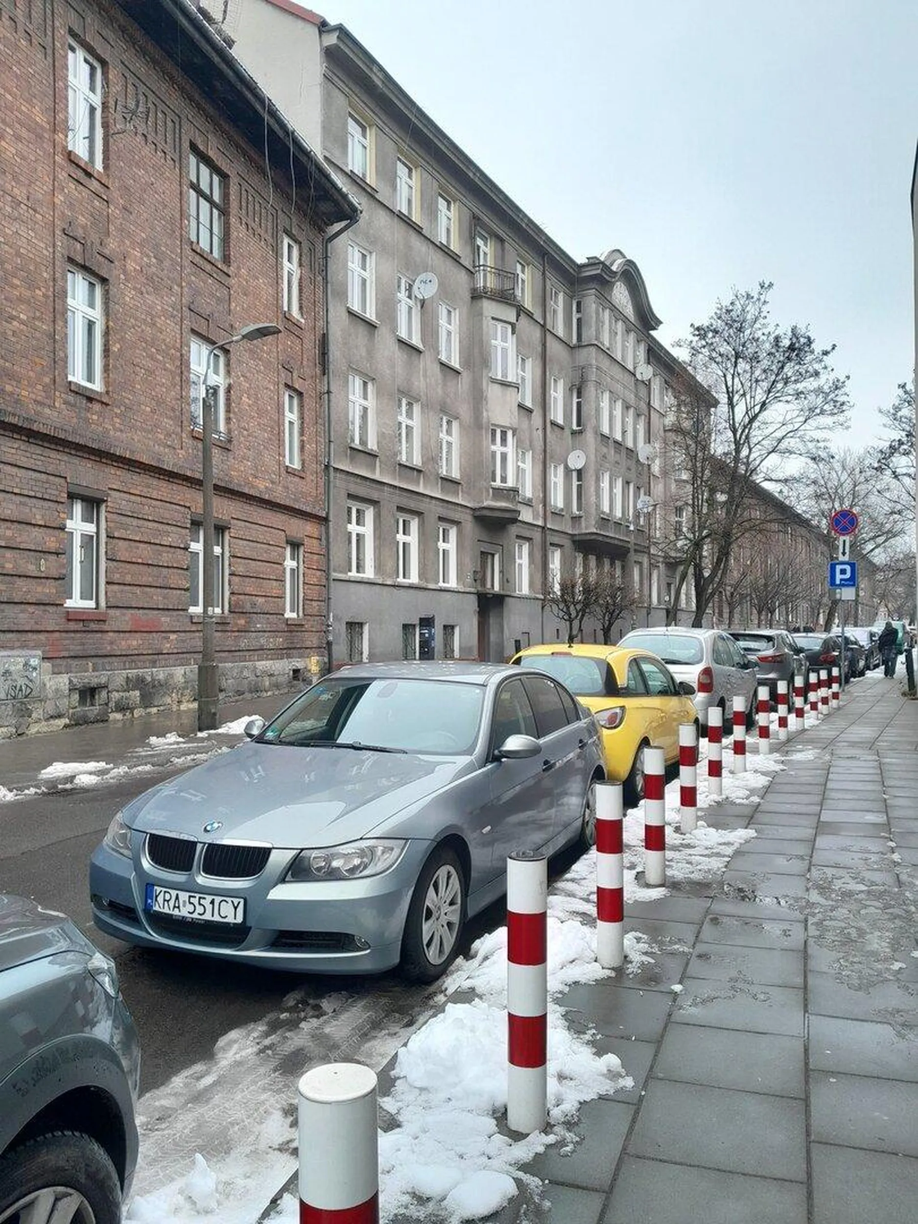 przydałoby się dofinansowanie badań wzroku w powiecie krakowskim, ewidetnie problem z niedostrzeżeniem znaków zakazu