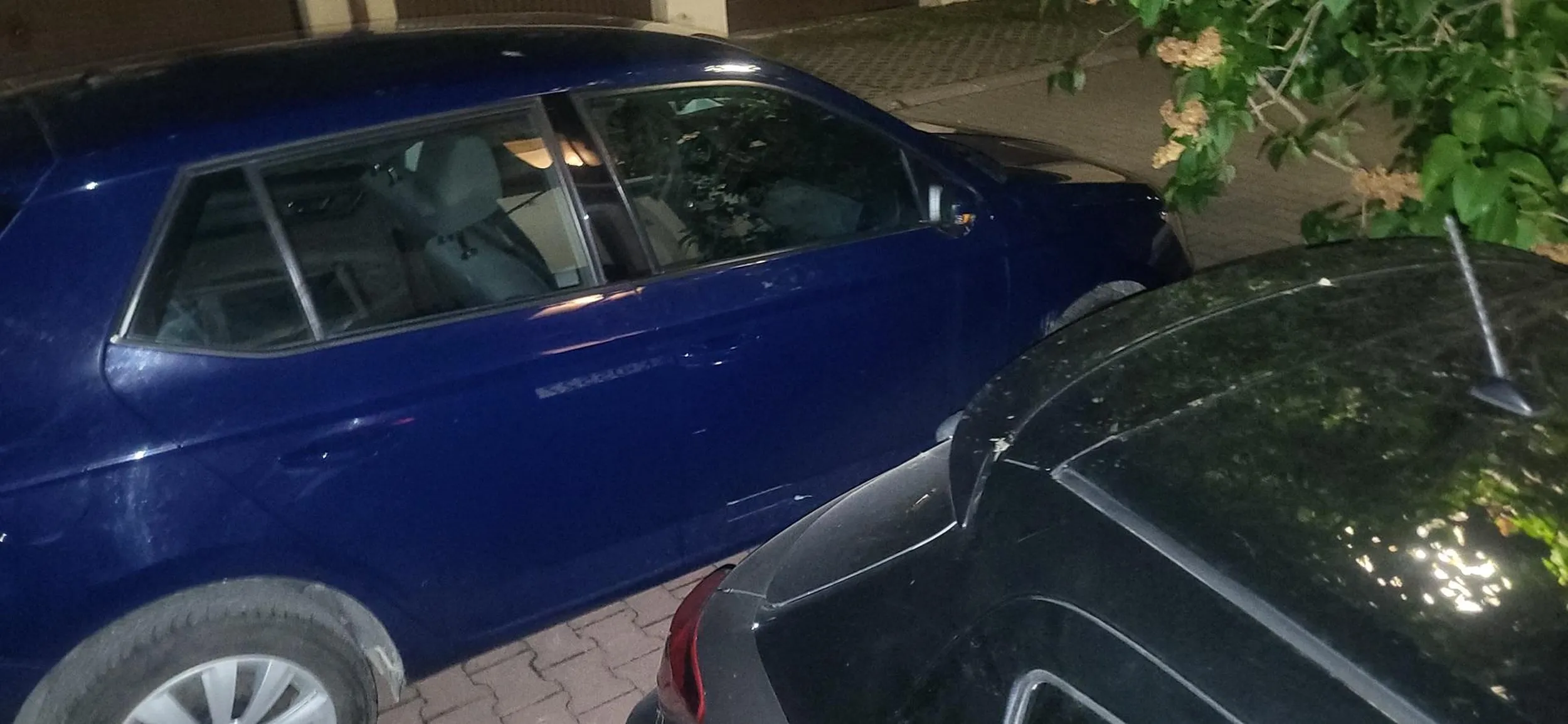 Jestem dziewczyną, mogę parkować jak się chcę.