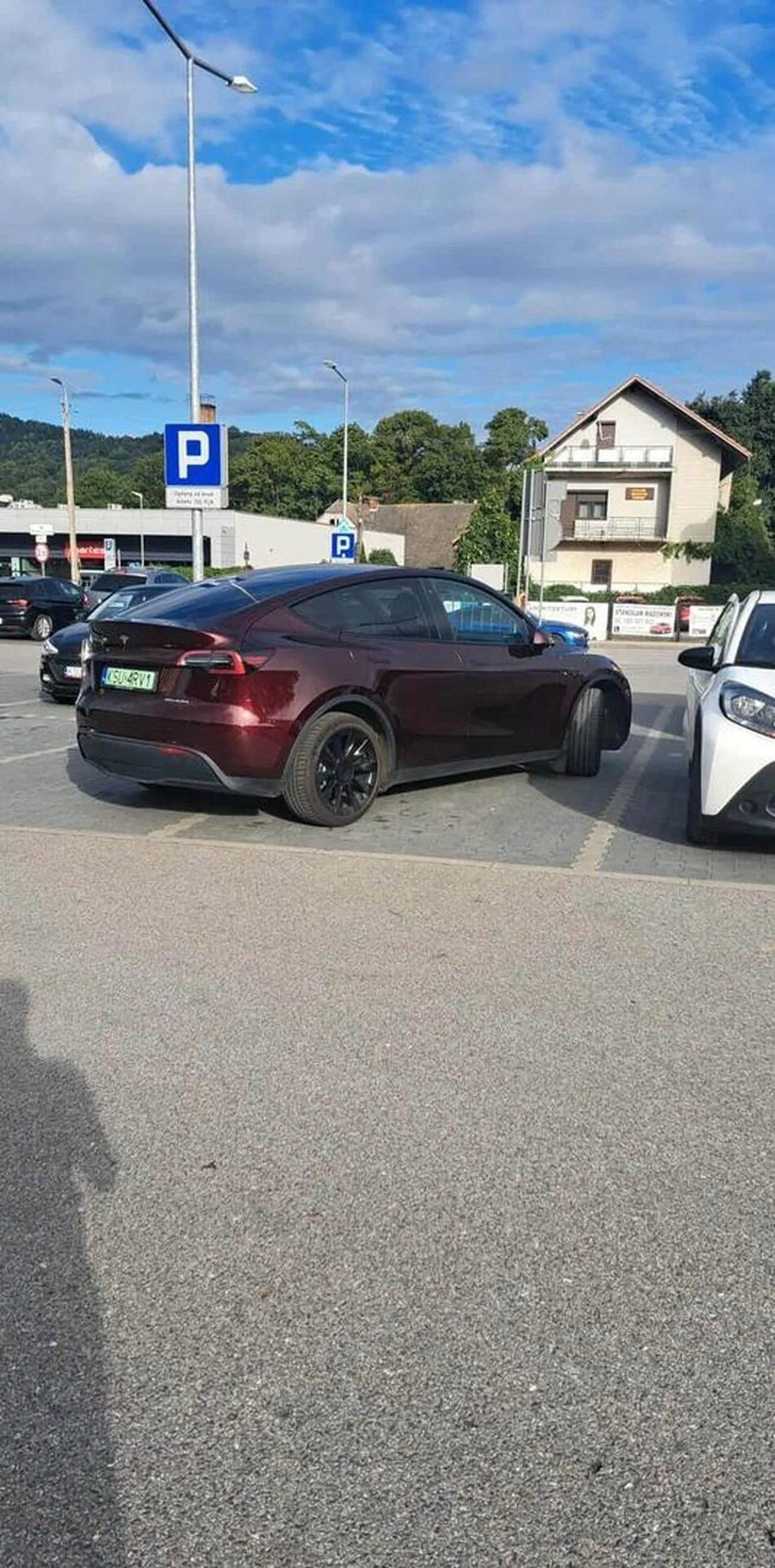 Stanąłeś jak ciota nie pozdrawiammam nadzieję że ta Tesla ci kiedyś wybuchnie