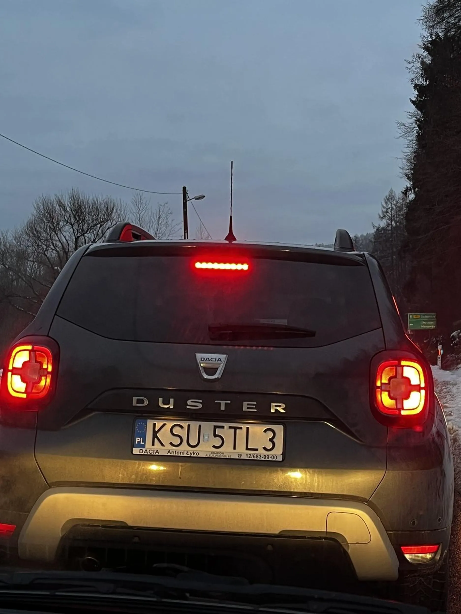 Nie pozdrawiam, jeździ jak lodziara macara.