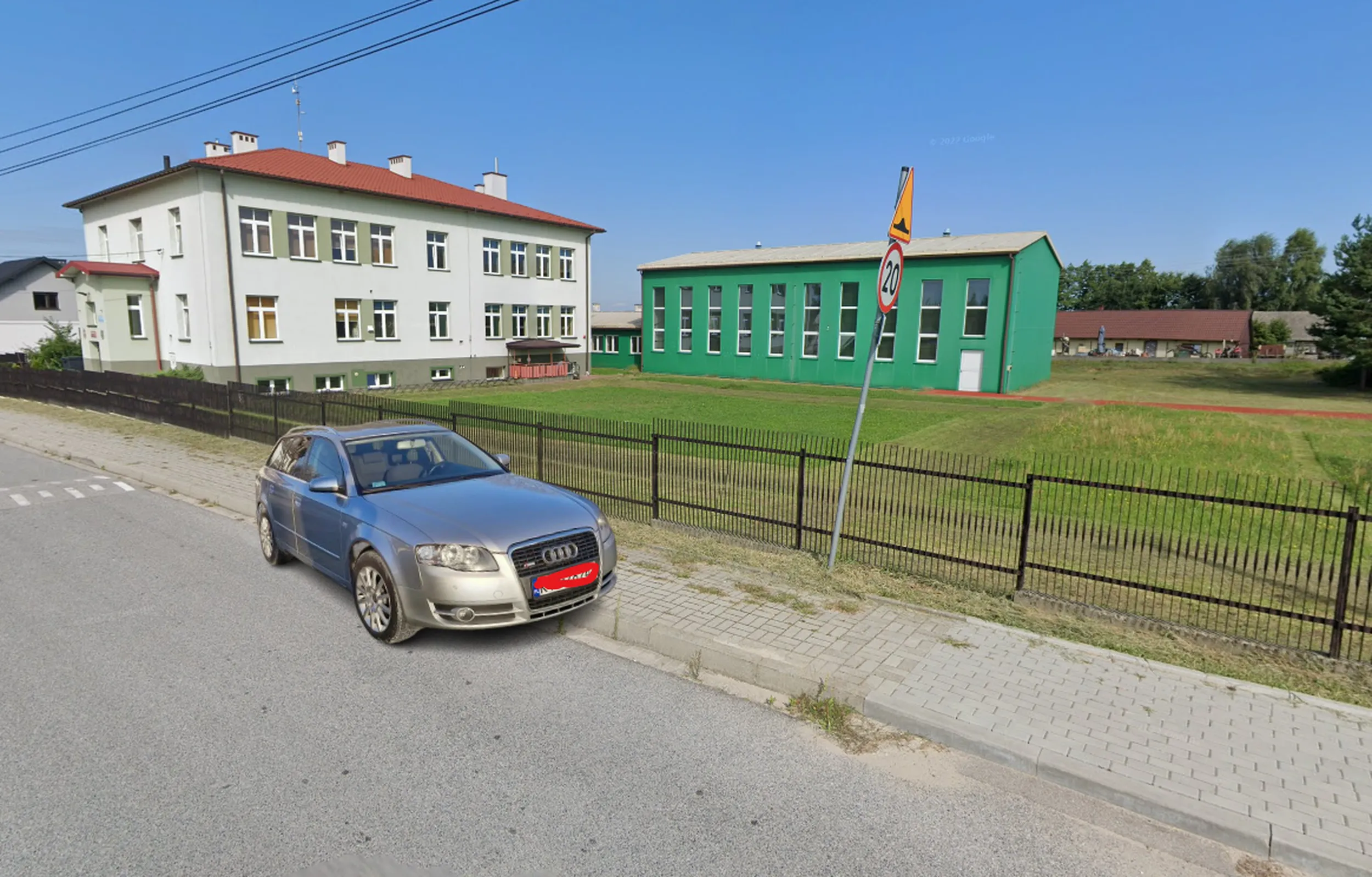 Kolega, robi furorę na Żukowicach, każda panna jest jego, wujek snol pozdro!