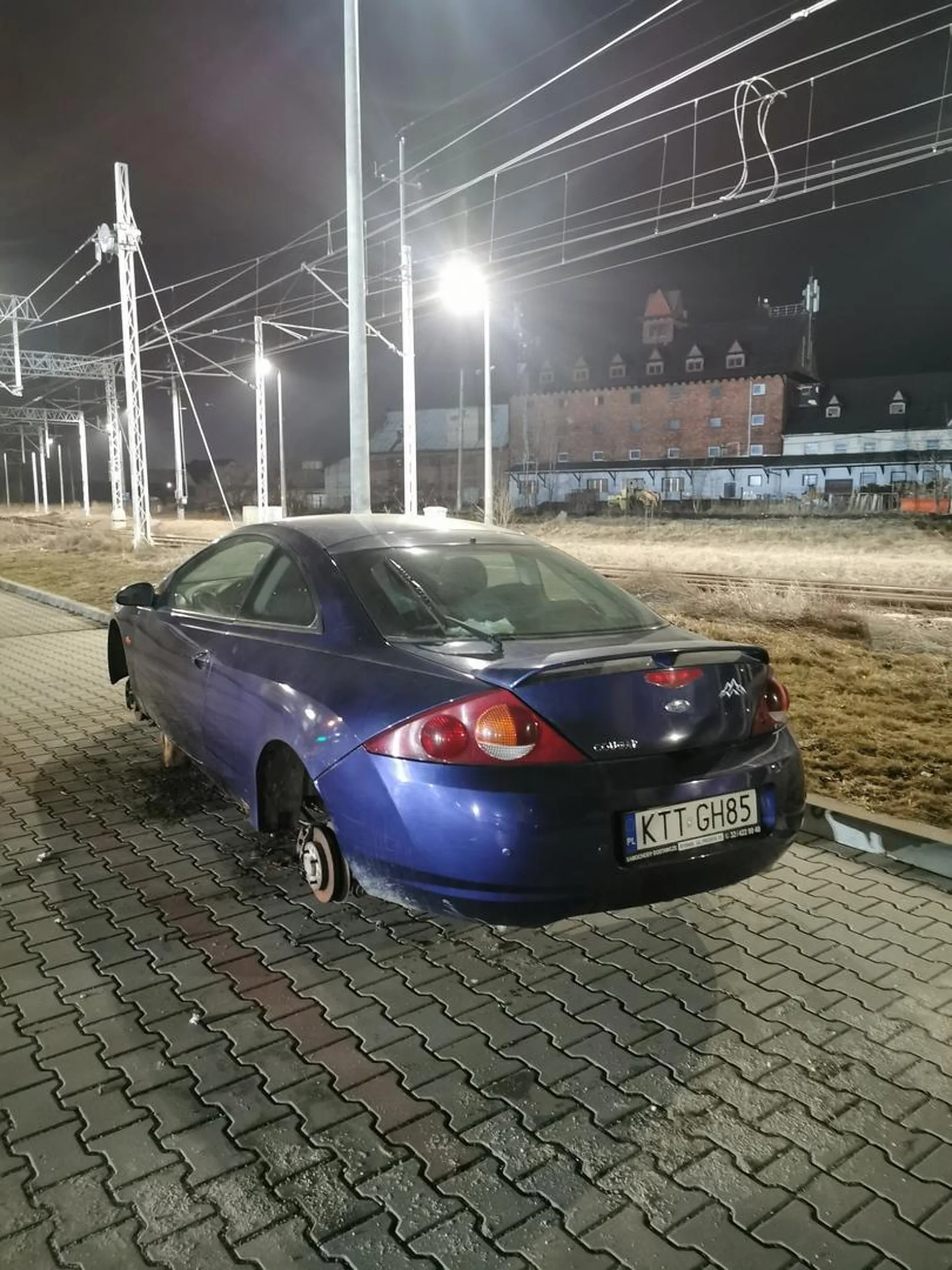 Grat w Nowym Targu przy Stadionie.