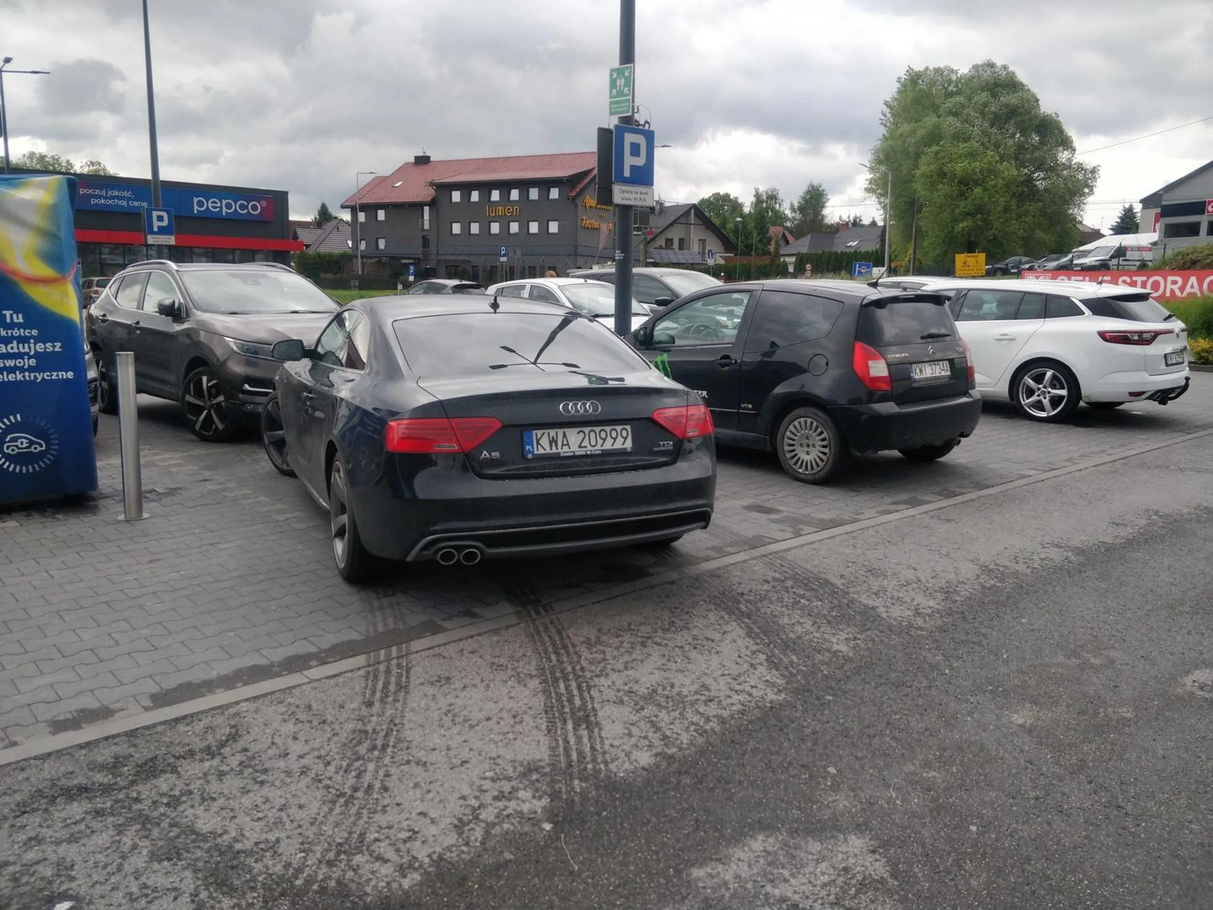 To nie jest trudne, trzeba się zmieścić w dwóch liniach