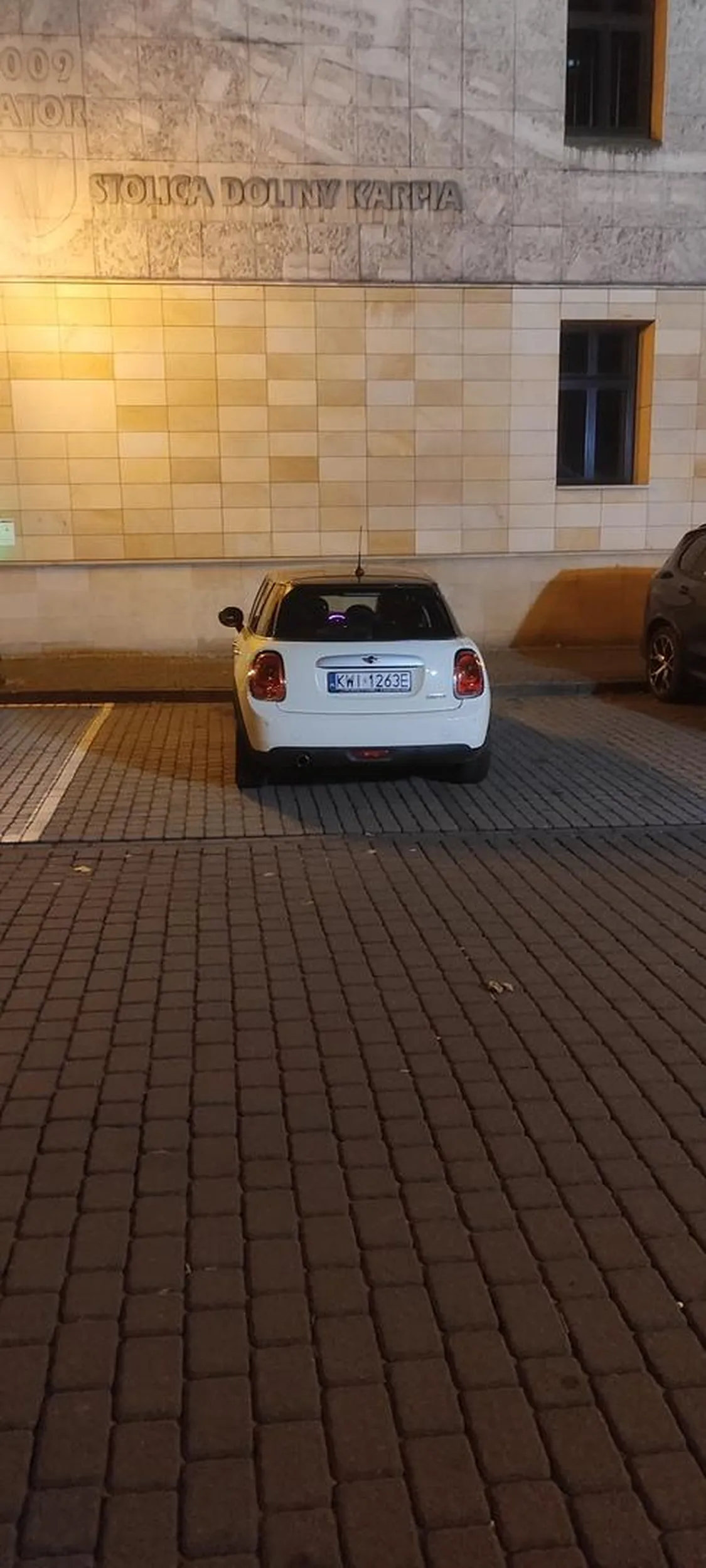 Baba się nie zmieściła