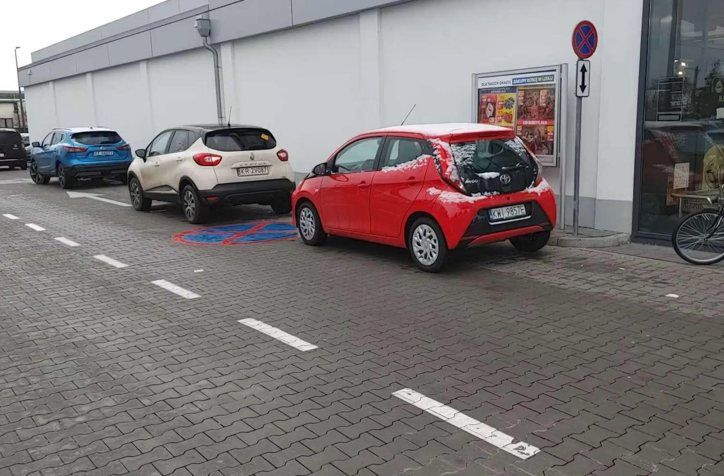 Parkowanie pod Lidlem