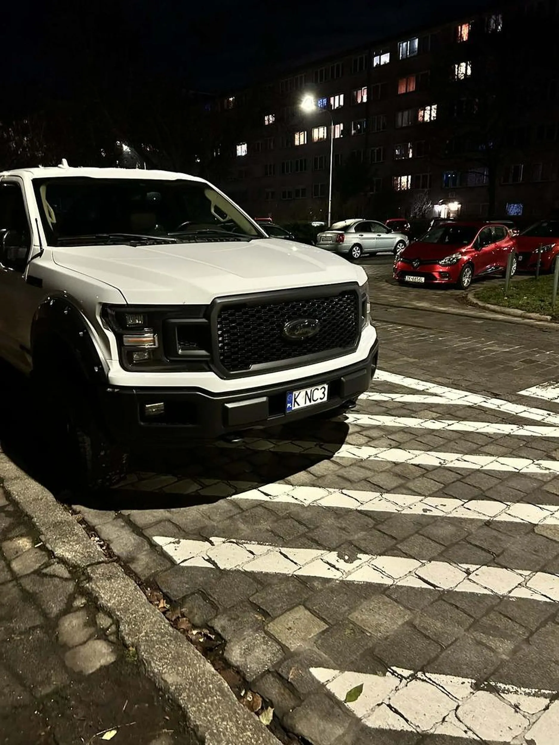 Wielkie auto mały mózg