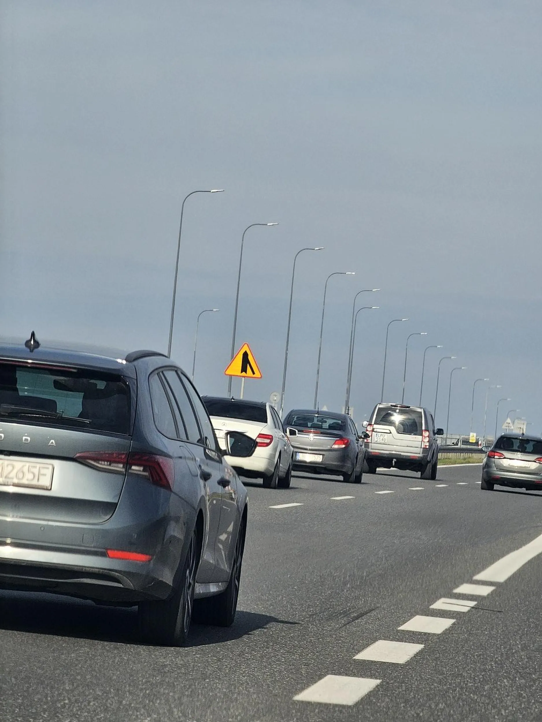 Weź zezłomuj to gówno bo zaśmiecasz całą planetę