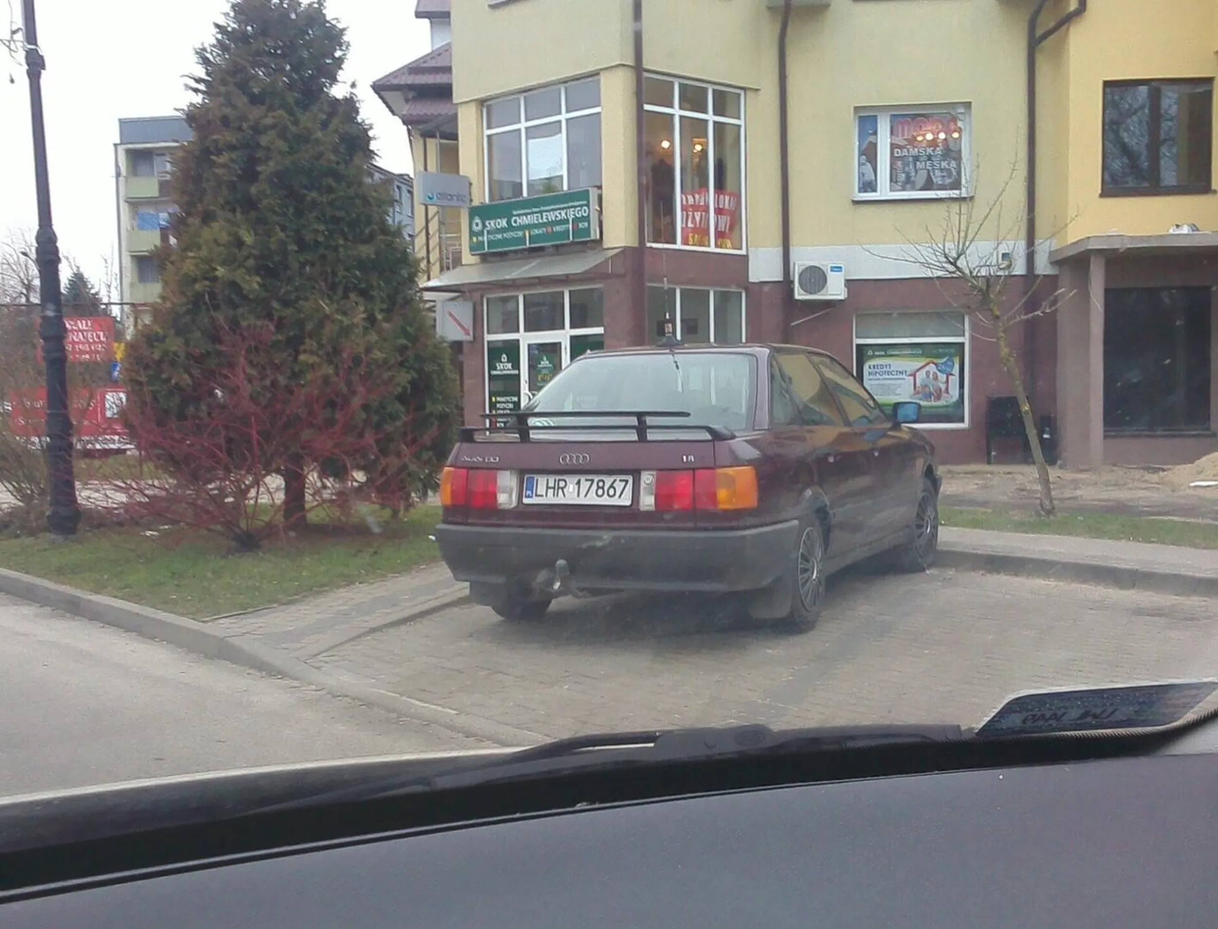 Ło panie taki szybki że 5 spojlerów trzeba