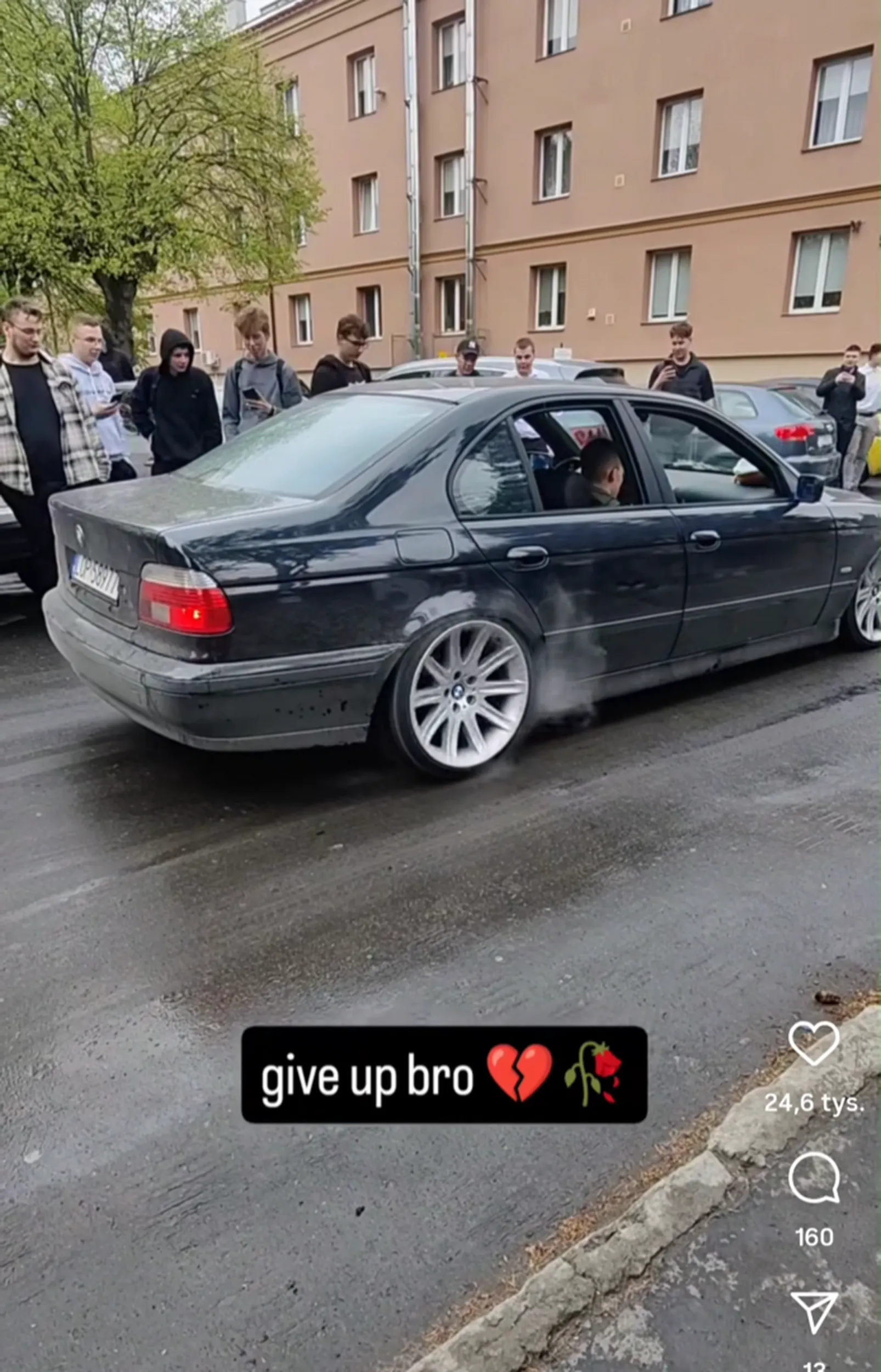 Super palenie kapora pod mechanikiem