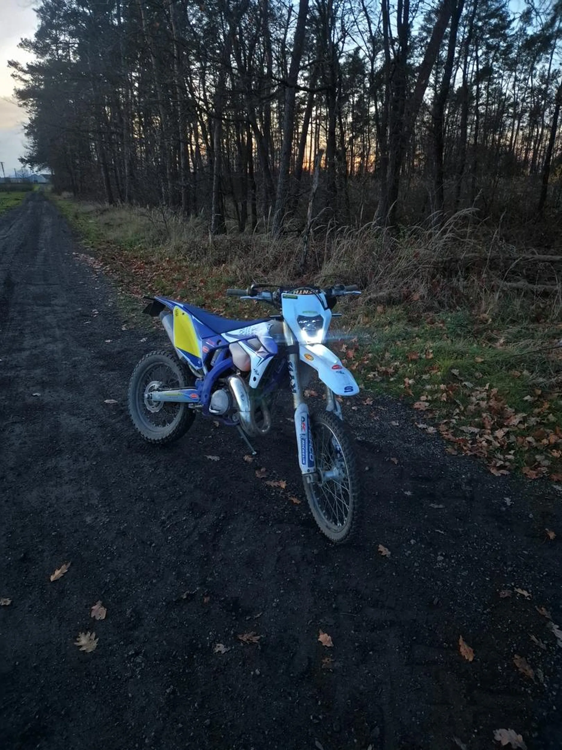 Piękny pizdzik 50tka