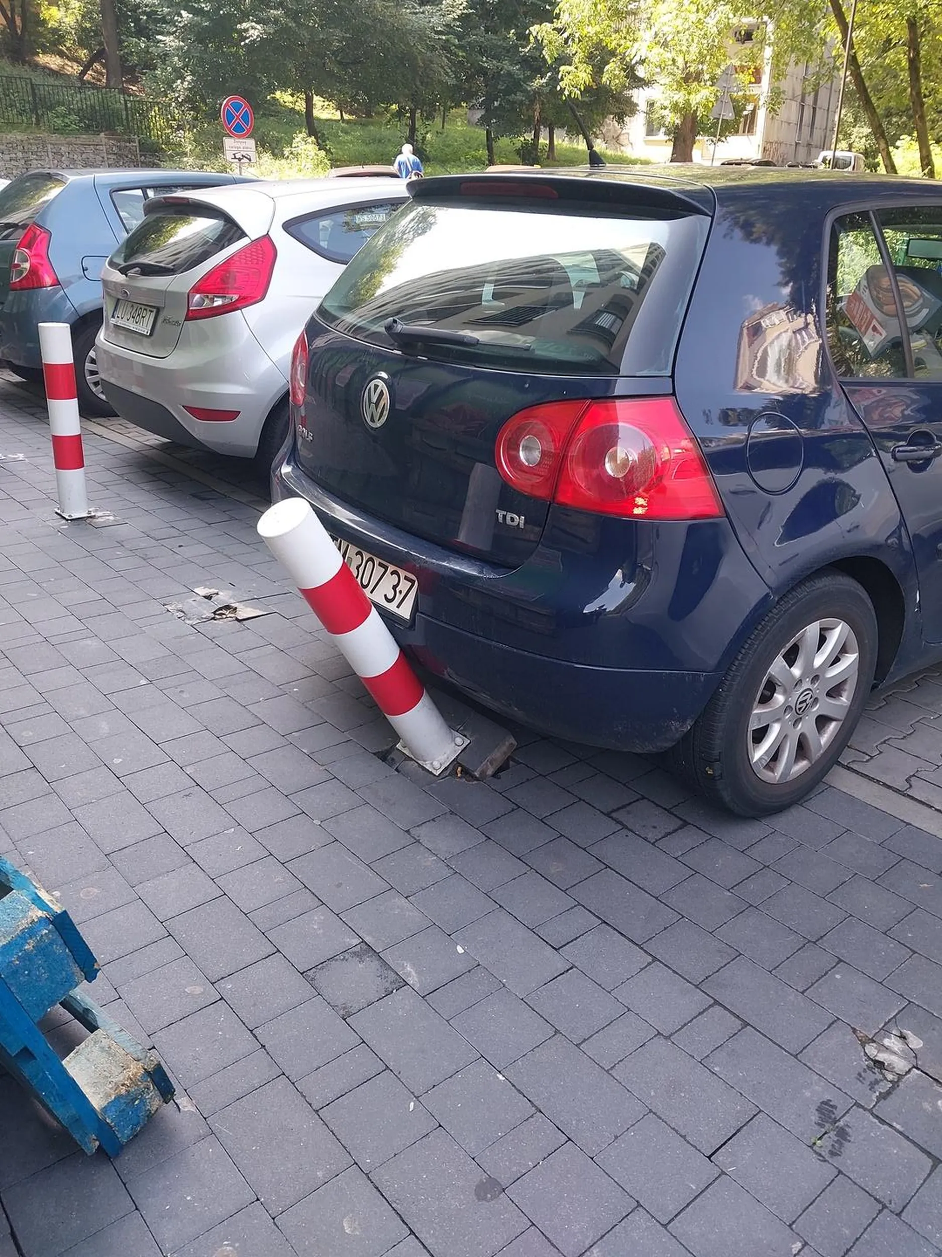 Naucz się parkować parówo