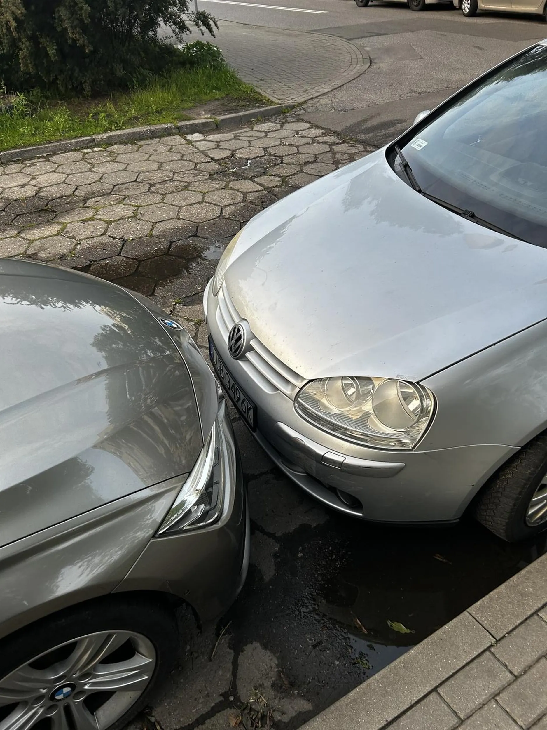 Prawko za jajka i parkuje jak syn Ryśka z Klanu