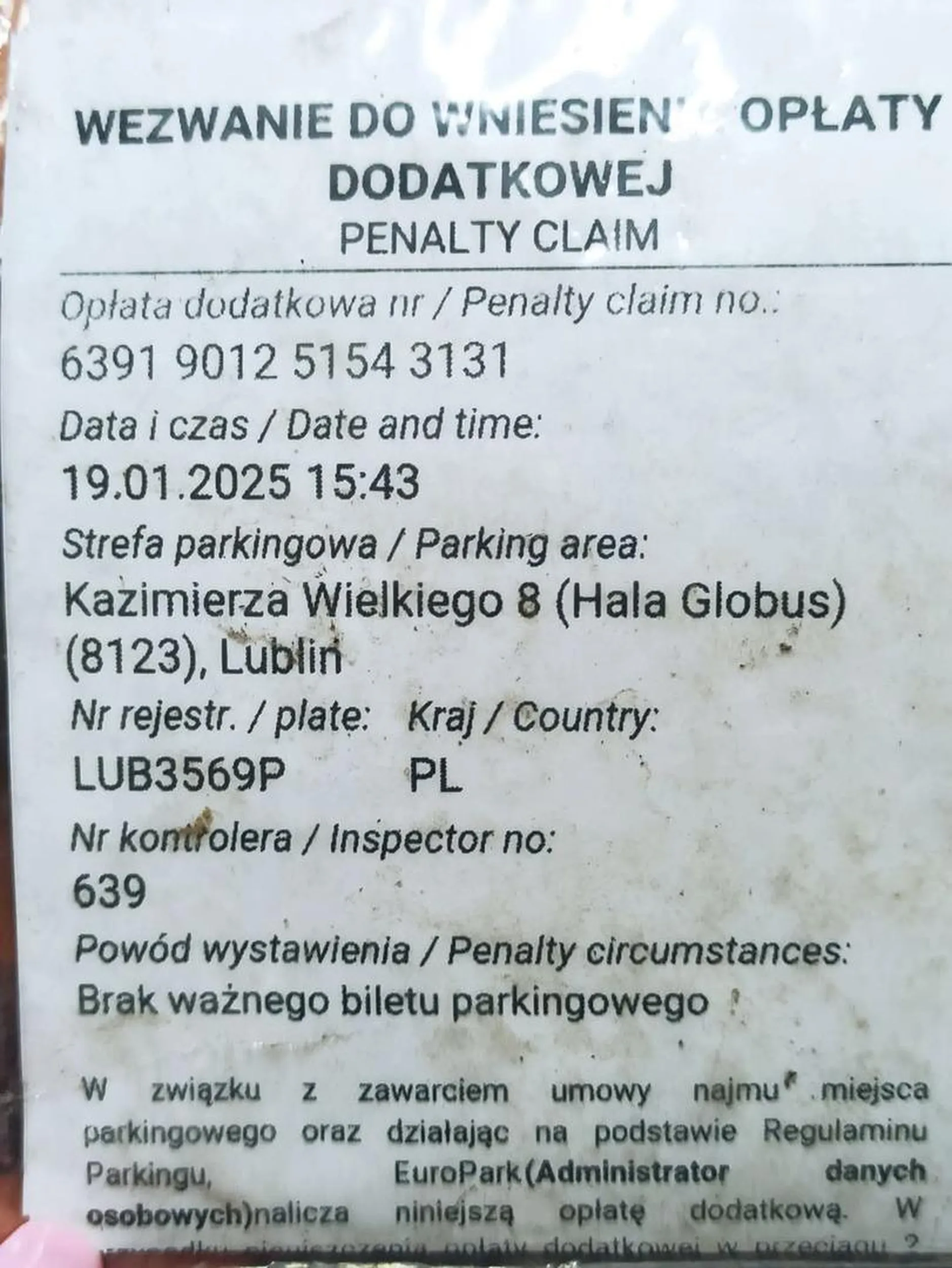 Po co płacić za parkowanie na prywatnym terenie...