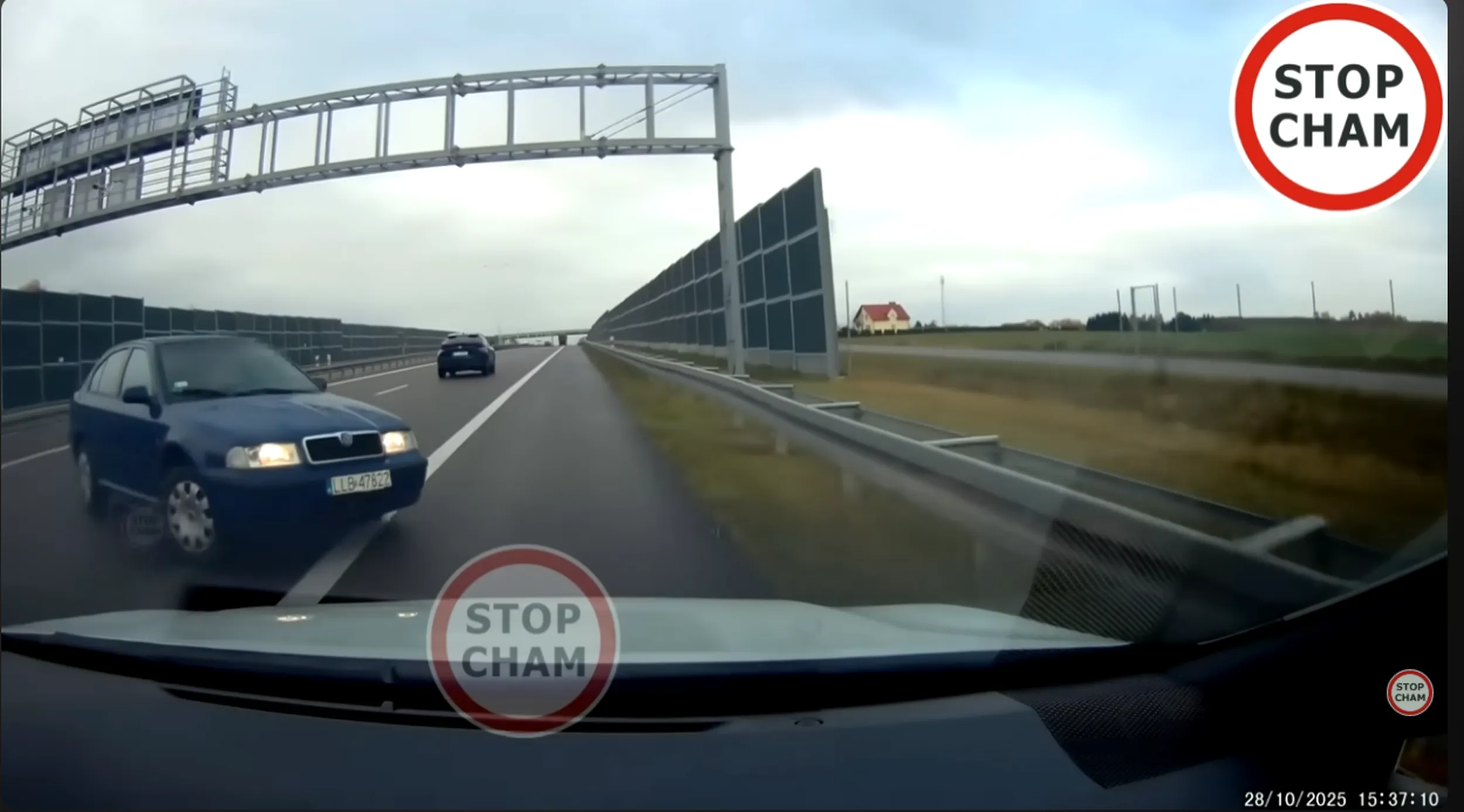 Wieśnioku z lubelskiego, jesteś memem w Internecie. Weź tego czeskiego grata wyrzuć na złom, zanim zrobisz krzywdę sobie lub innym.