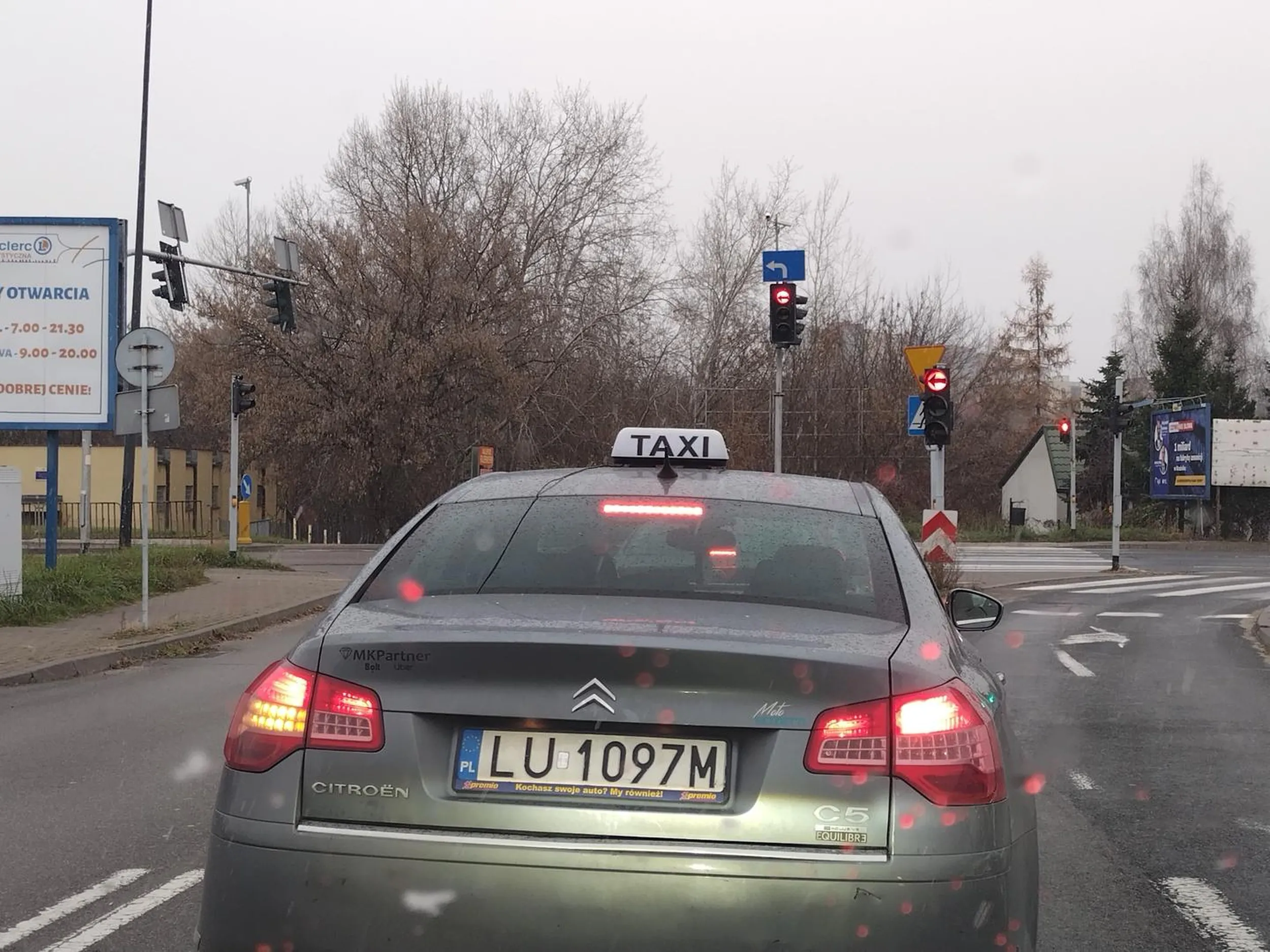 Wyjechał prosto przed maskę, a następnie przestało mu się nagle spieszyć! Ot pieprzo.. złotówa!!