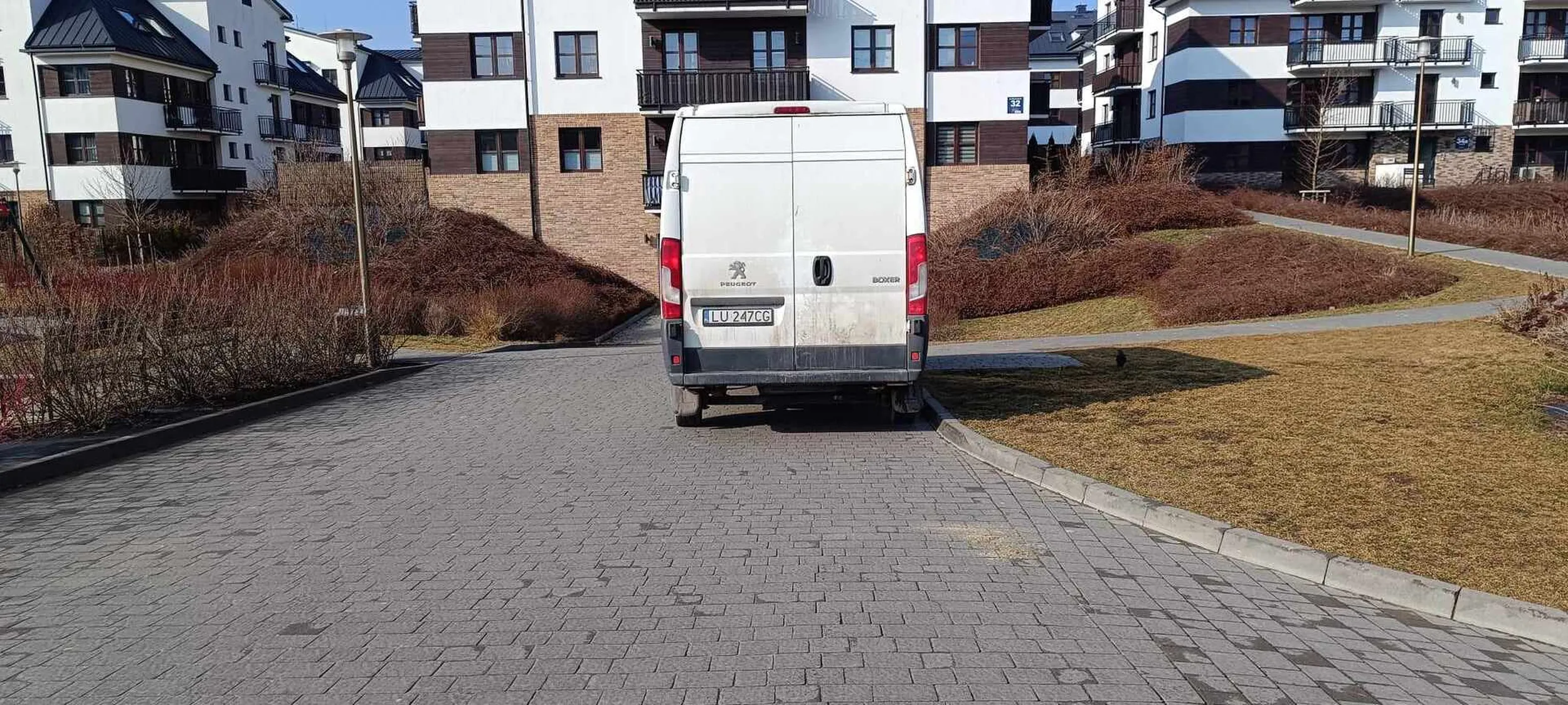 Zastawianie drogi pożarowej