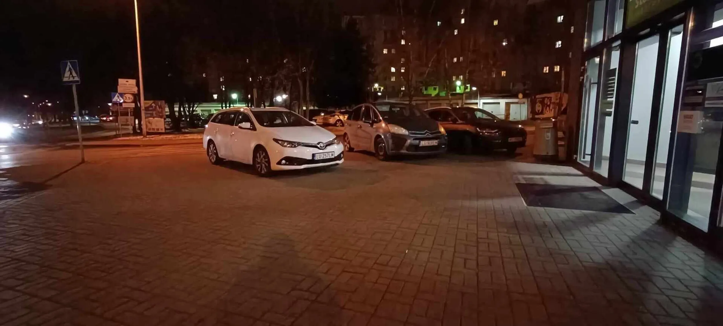 Jazda wzdłóż po przejściu dla pieszych