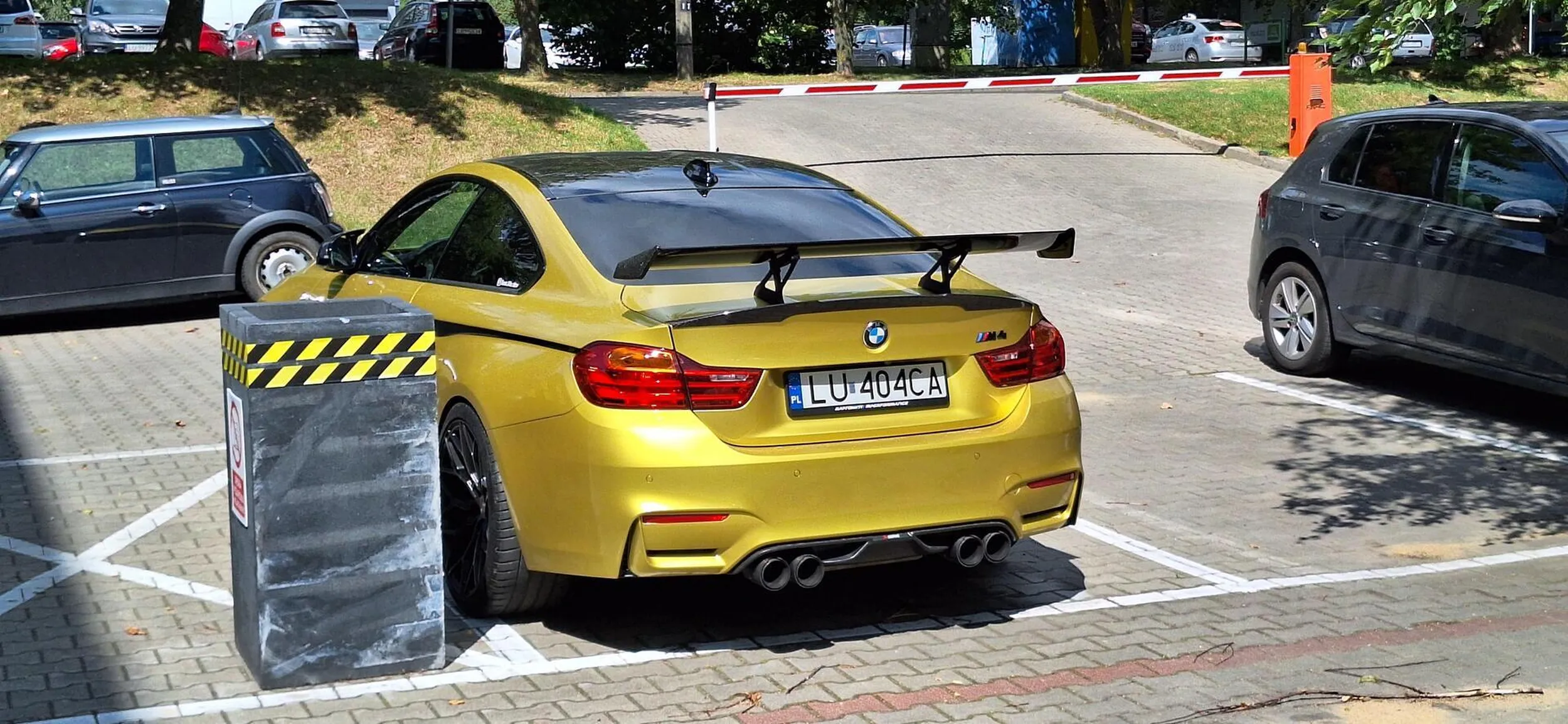 Kolejne pierdzikółko jeżdżące po Lublinie z nielegalnymi przeróbkami.