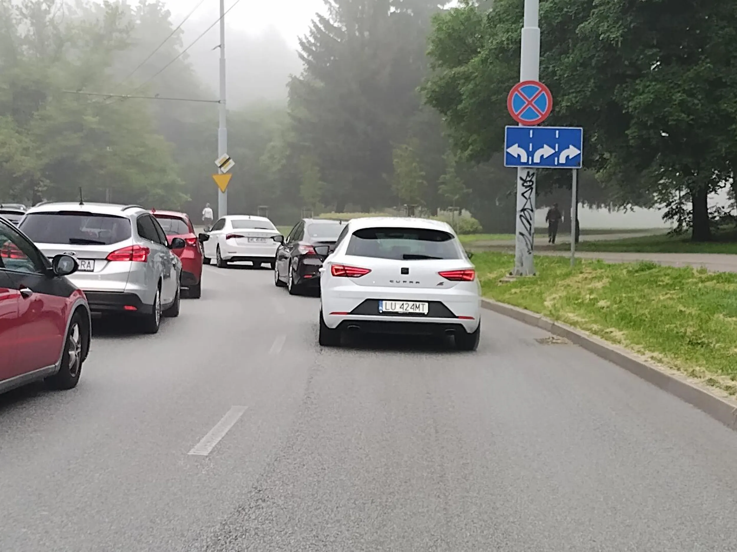 Rajdowiec od siedmiu boleści.... Wpychanie i wymuszanie pierwszeństwa....