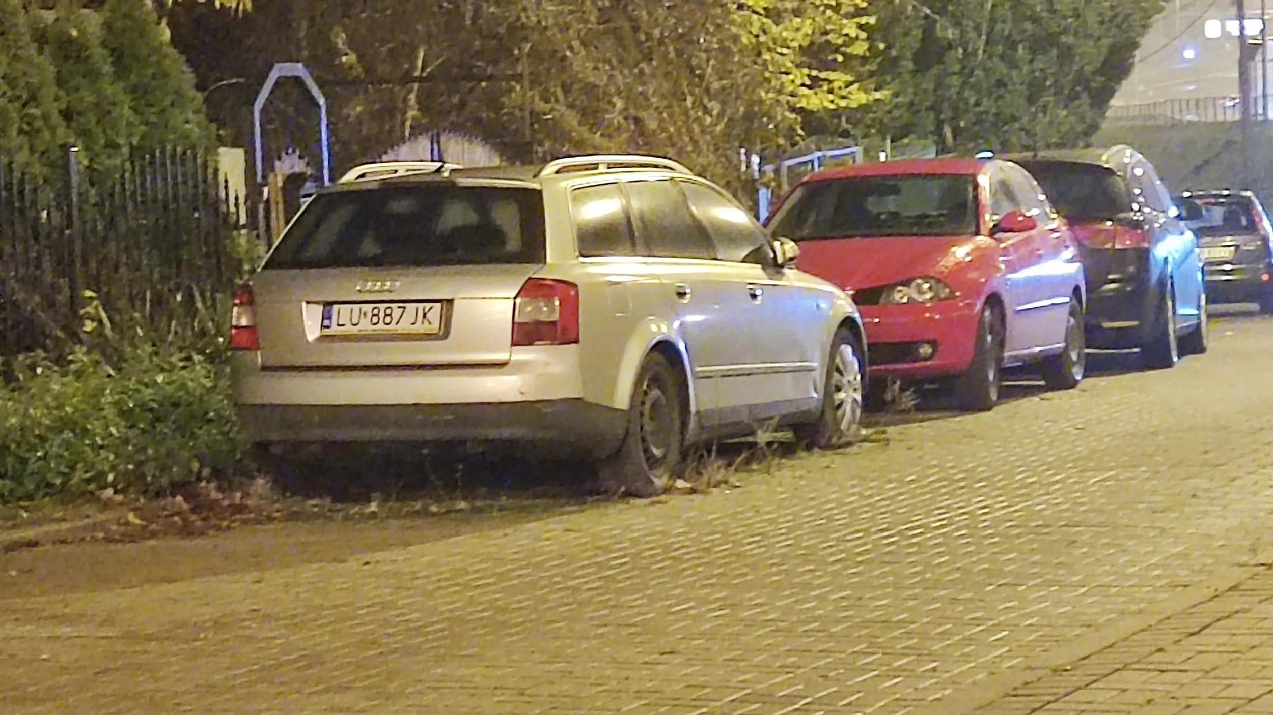 Porzucony gruz, Lublin, Krańcowa 23. Może się przyda na części.