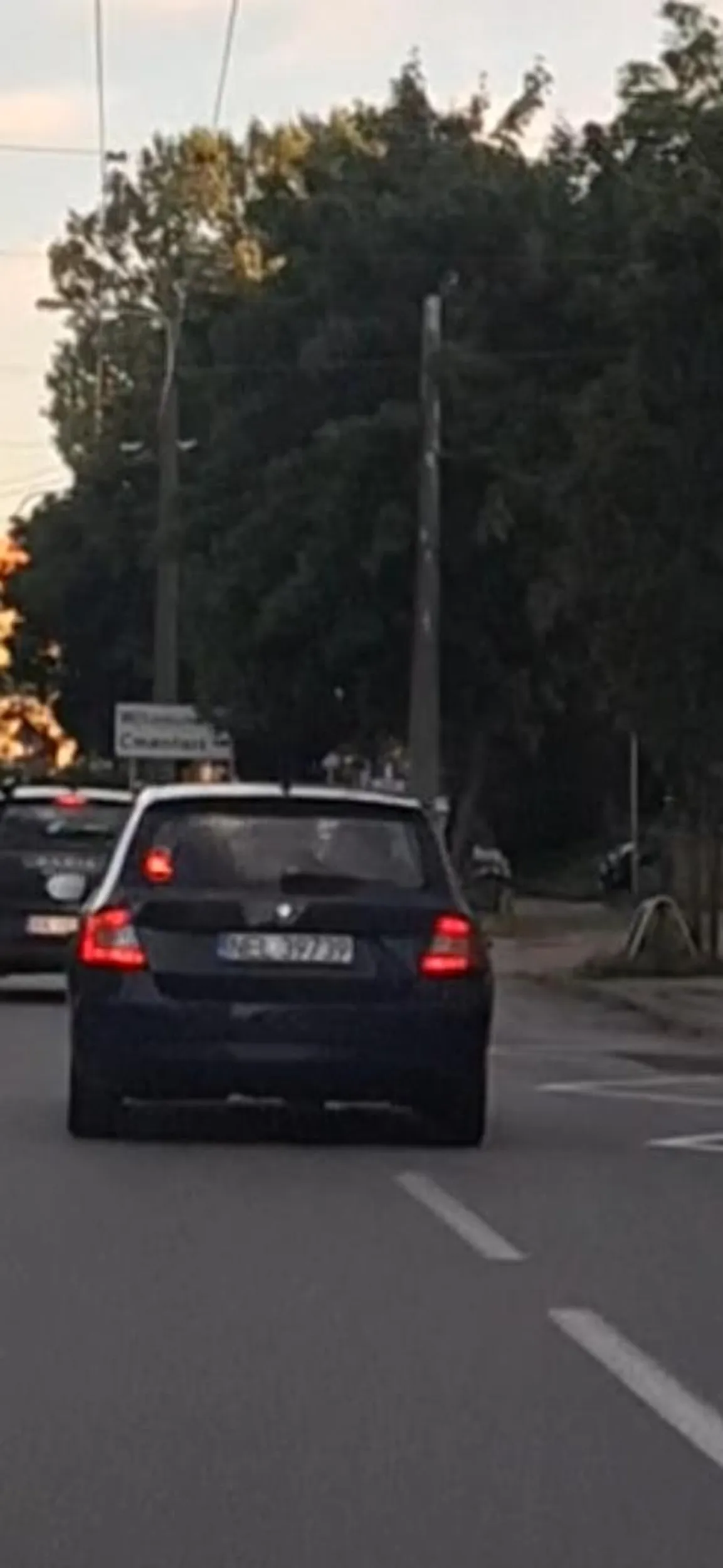 Używamy kierunki nie jesteś sam.na drodze