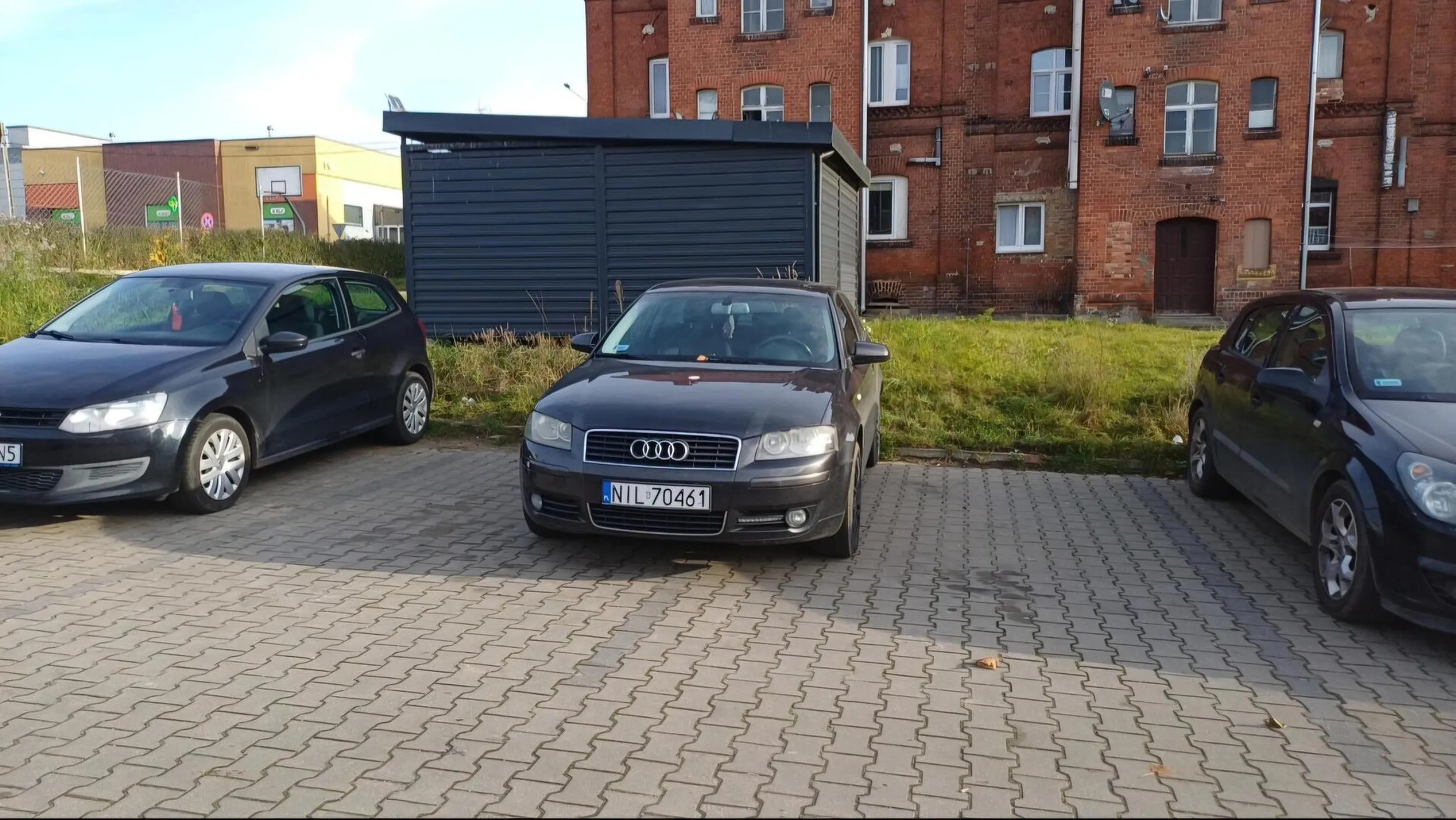 Ciekawe kto ją uczył parkować