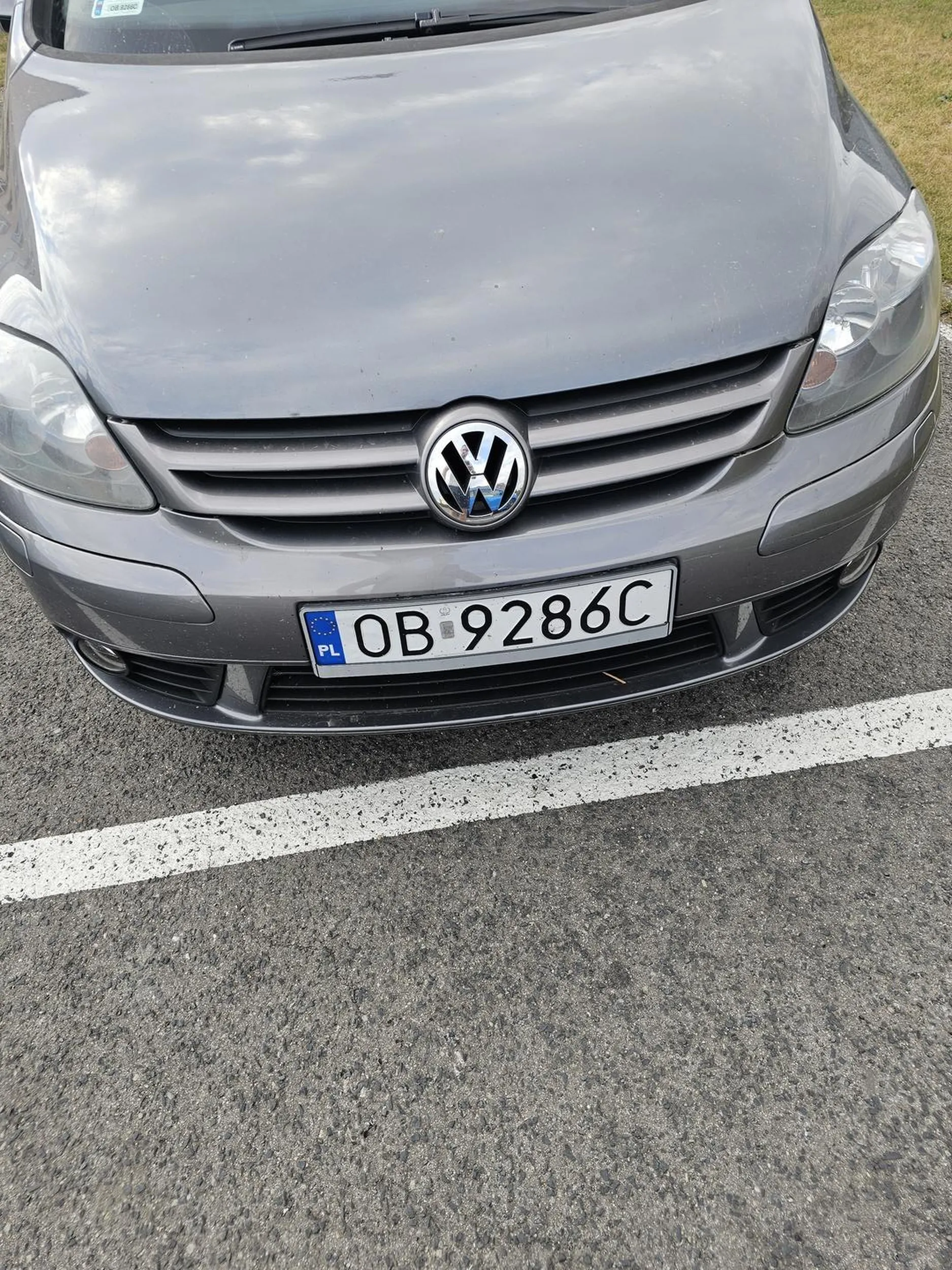 Przez wieś pani "przeleciała" jak pocisk. Z lekką przyczepką. Dogoniłem ją w następnej wsi. Wytłumaczeniem był pośpiechu odebrania dziecka z przedszkola.