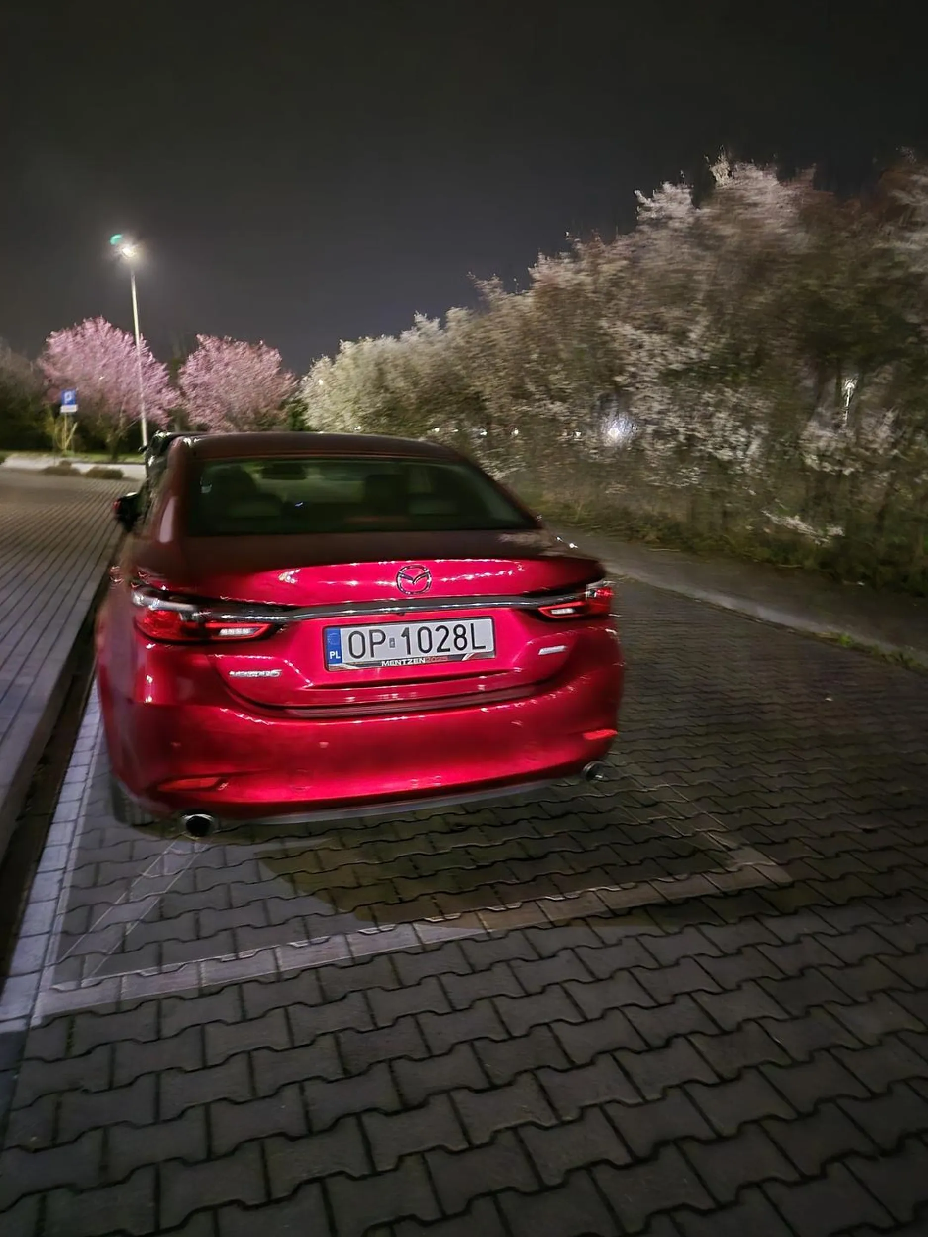 Kolego ta koperta jest dla karetki albo straży, a nie dla lenia, któremu się nie chce przejść kilku metrów