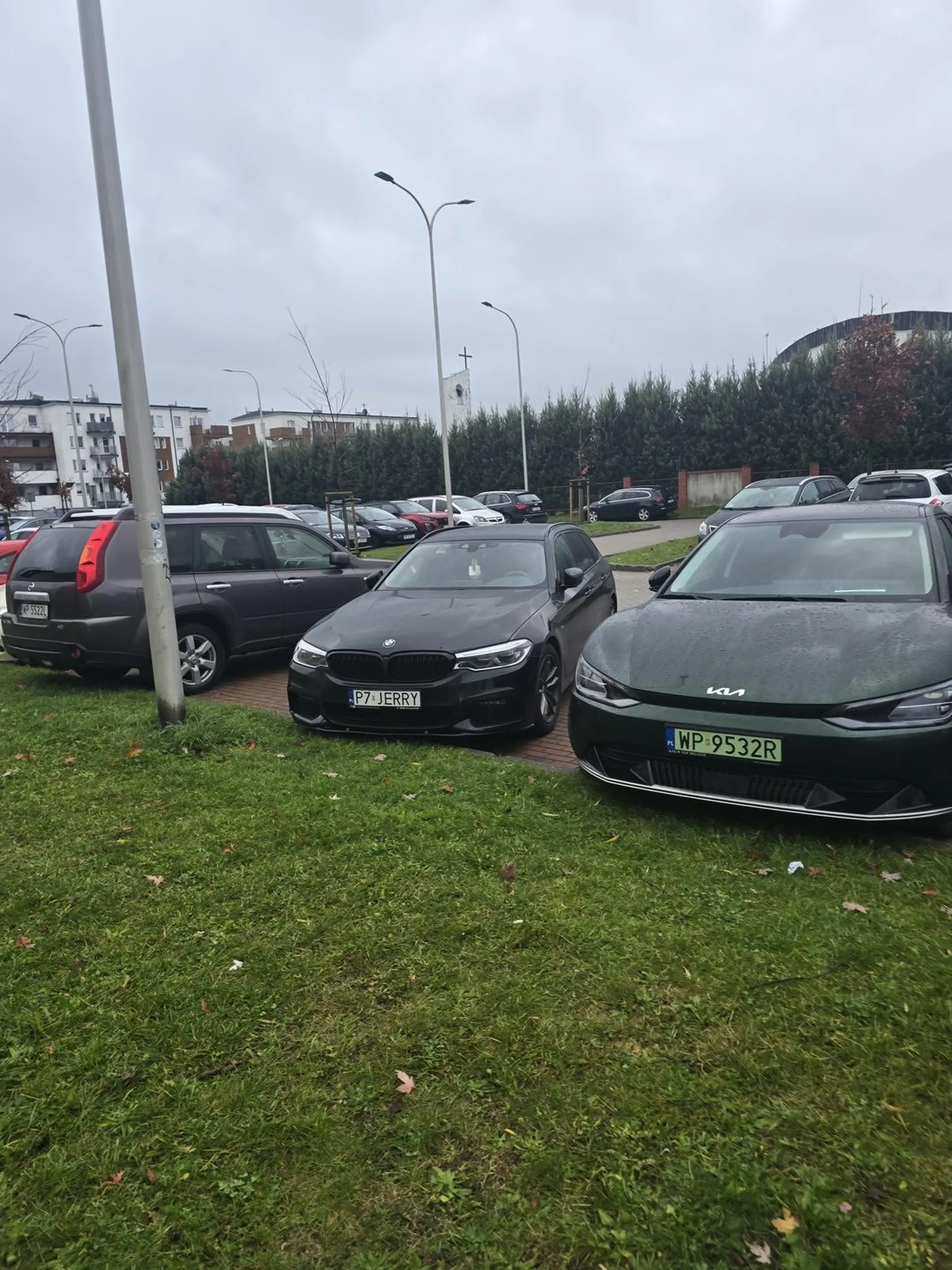 Stanal na 2 miejscach