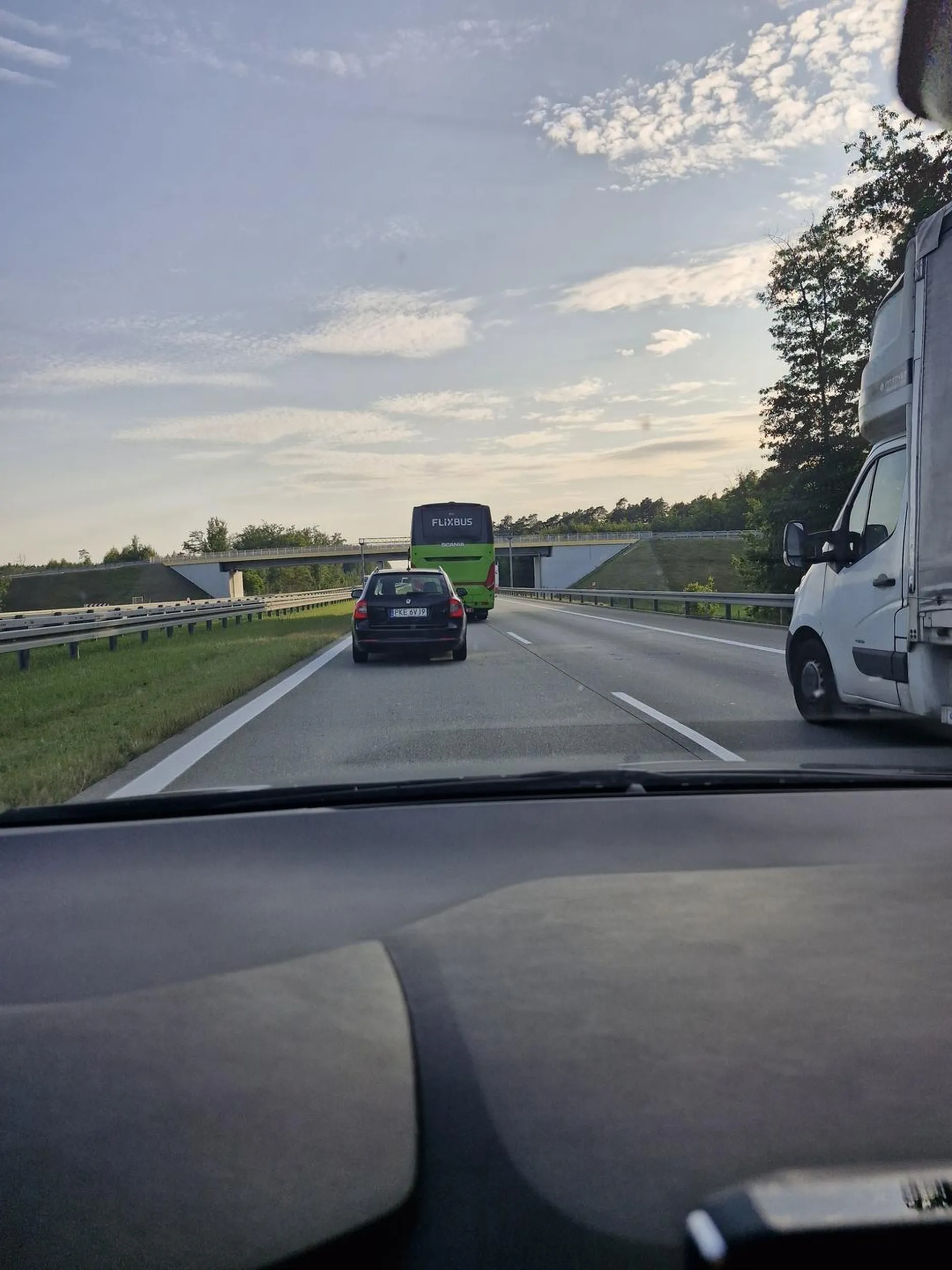 Dzięki za wspólna szybką ale bezpieczna jazdę po s8 07.08.25 ~ Toyota Corolla