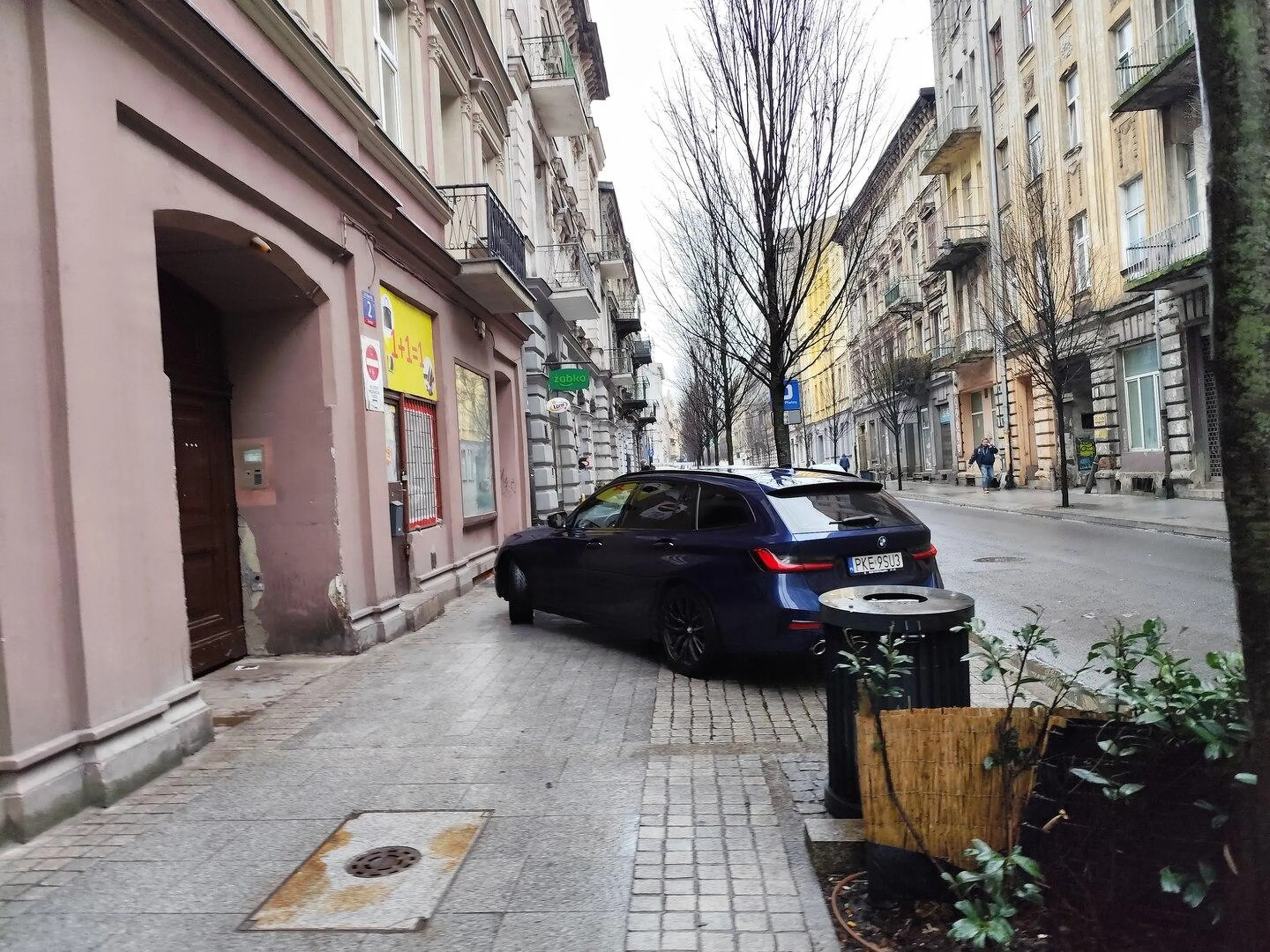 Mam BMW, więc jestem zwolniony z używania mózgu