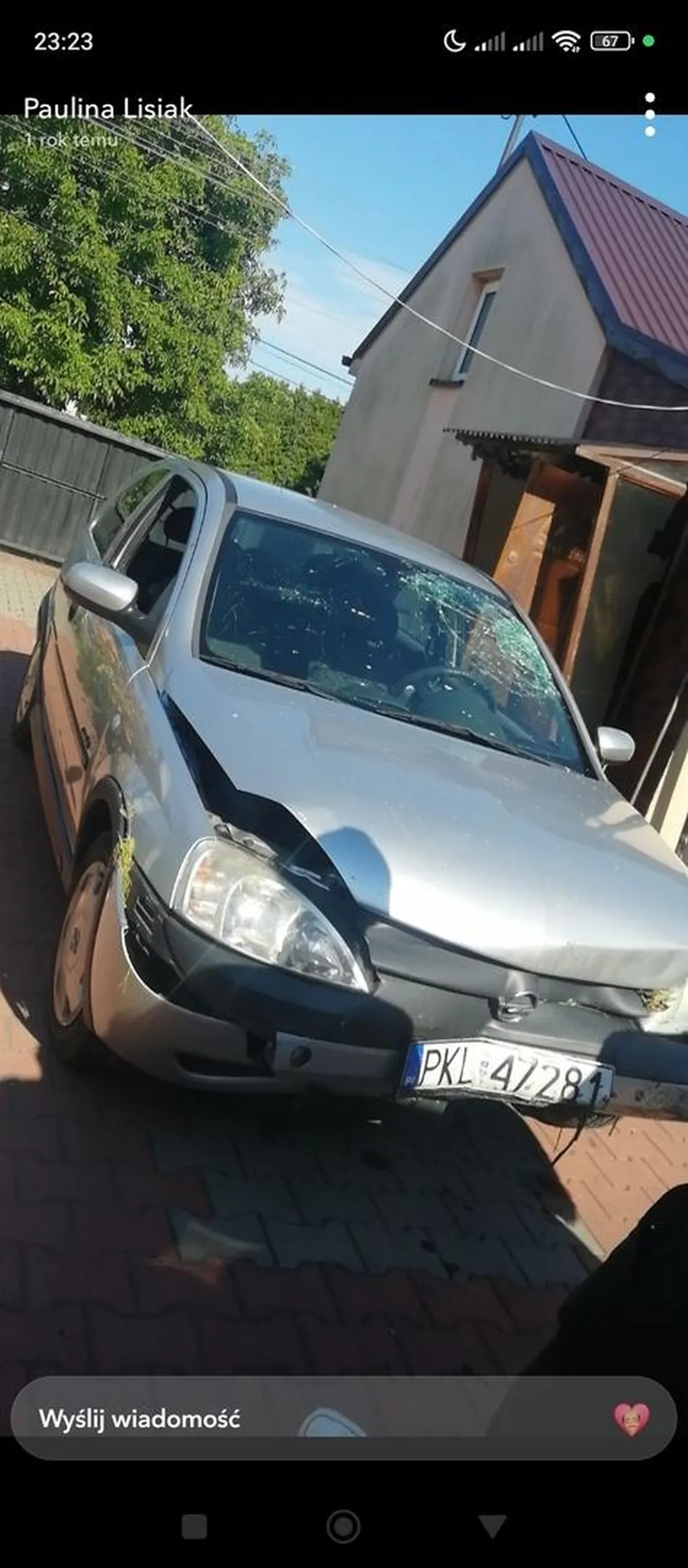 Pamiętam jak chłopoki w 2022 wyjebali do rowu aż ich musiałem ciagnikim wyciungać. Dobre chlopoki musieli się zagapic ważę że cali pojechali dawać se dali. Pozdrawiam i szerokości.