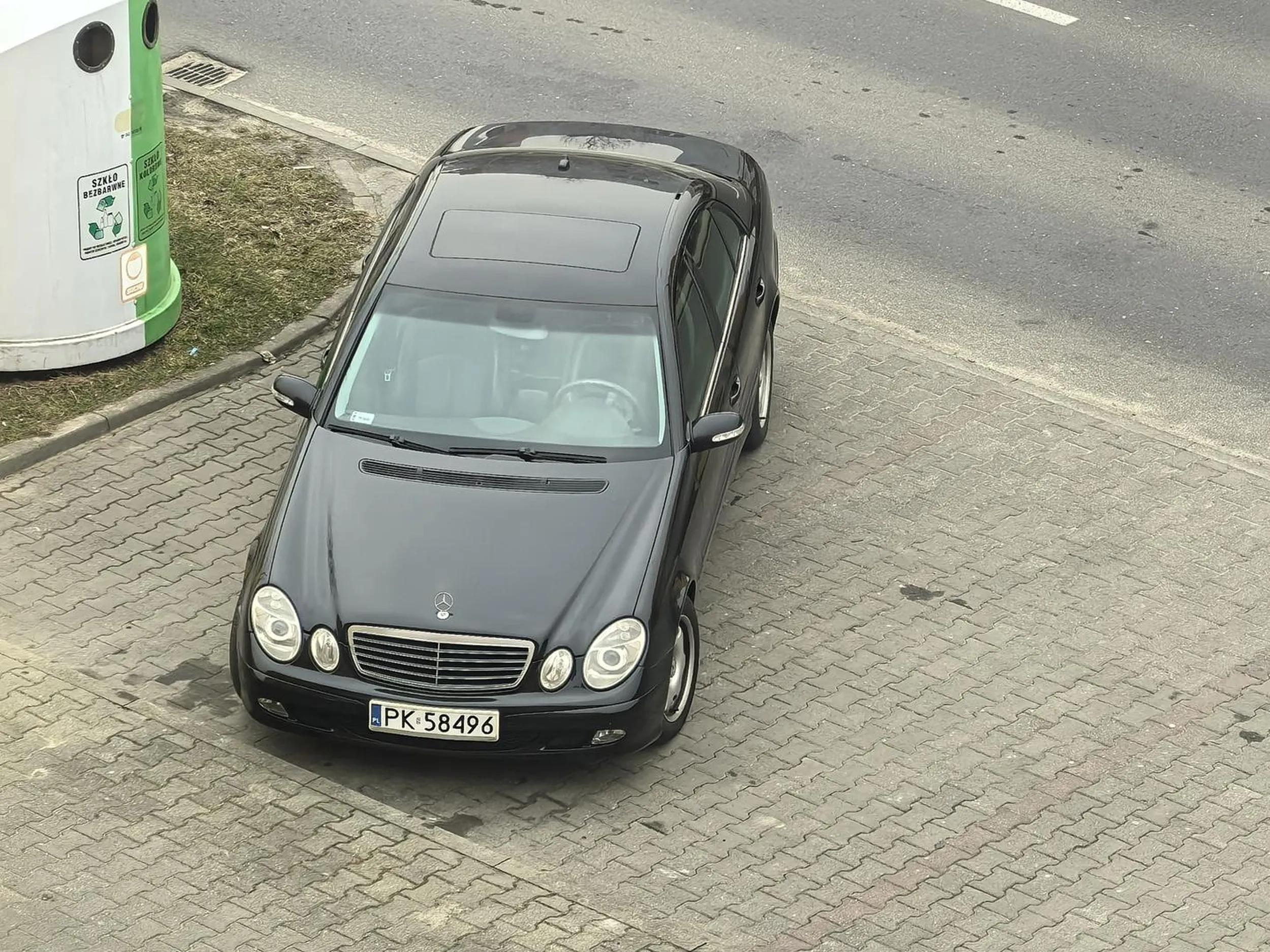 Te linie czerwone nie są narysowane dla jaj buraku