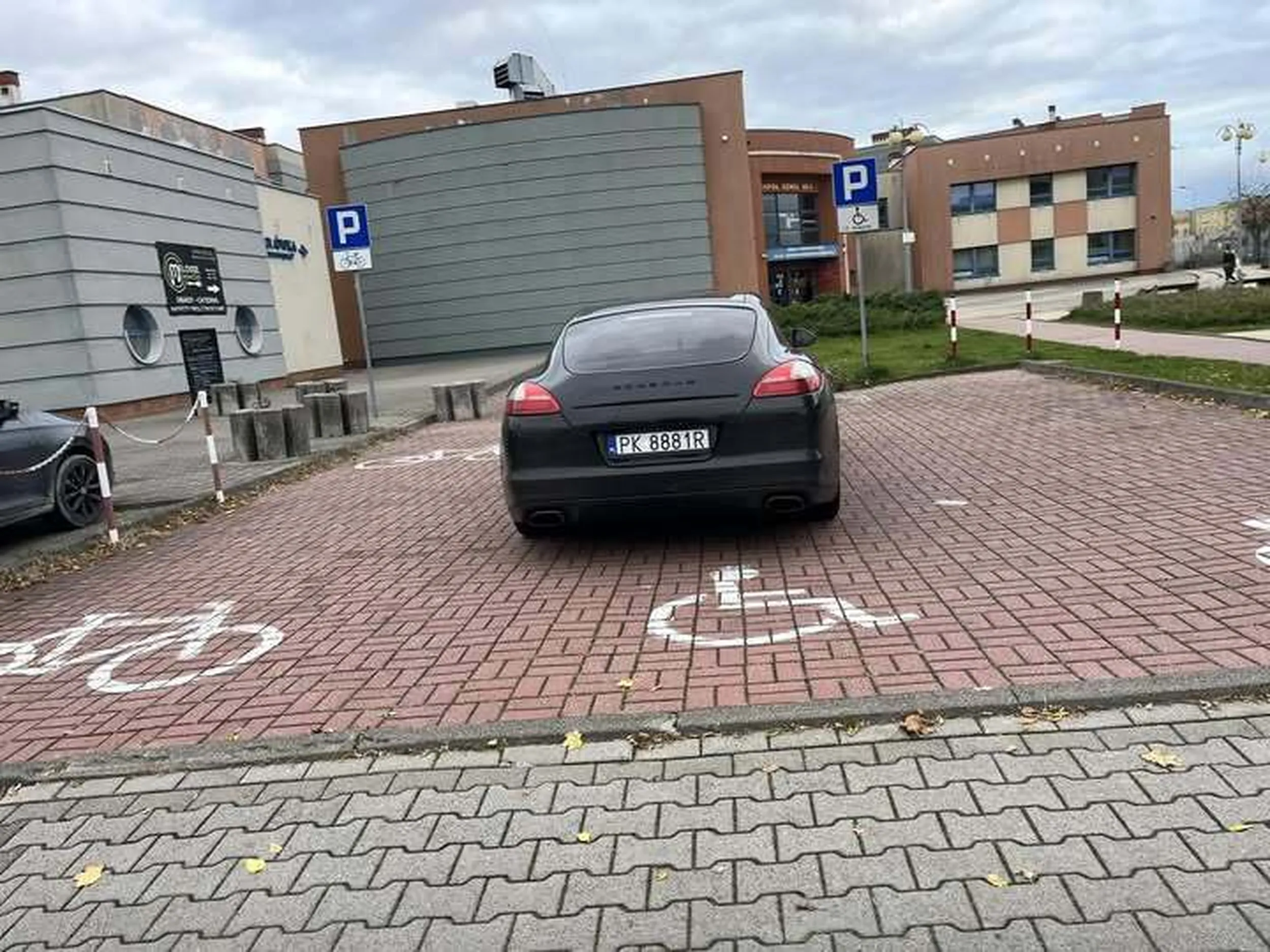 Pozdrawiamy inwalidę