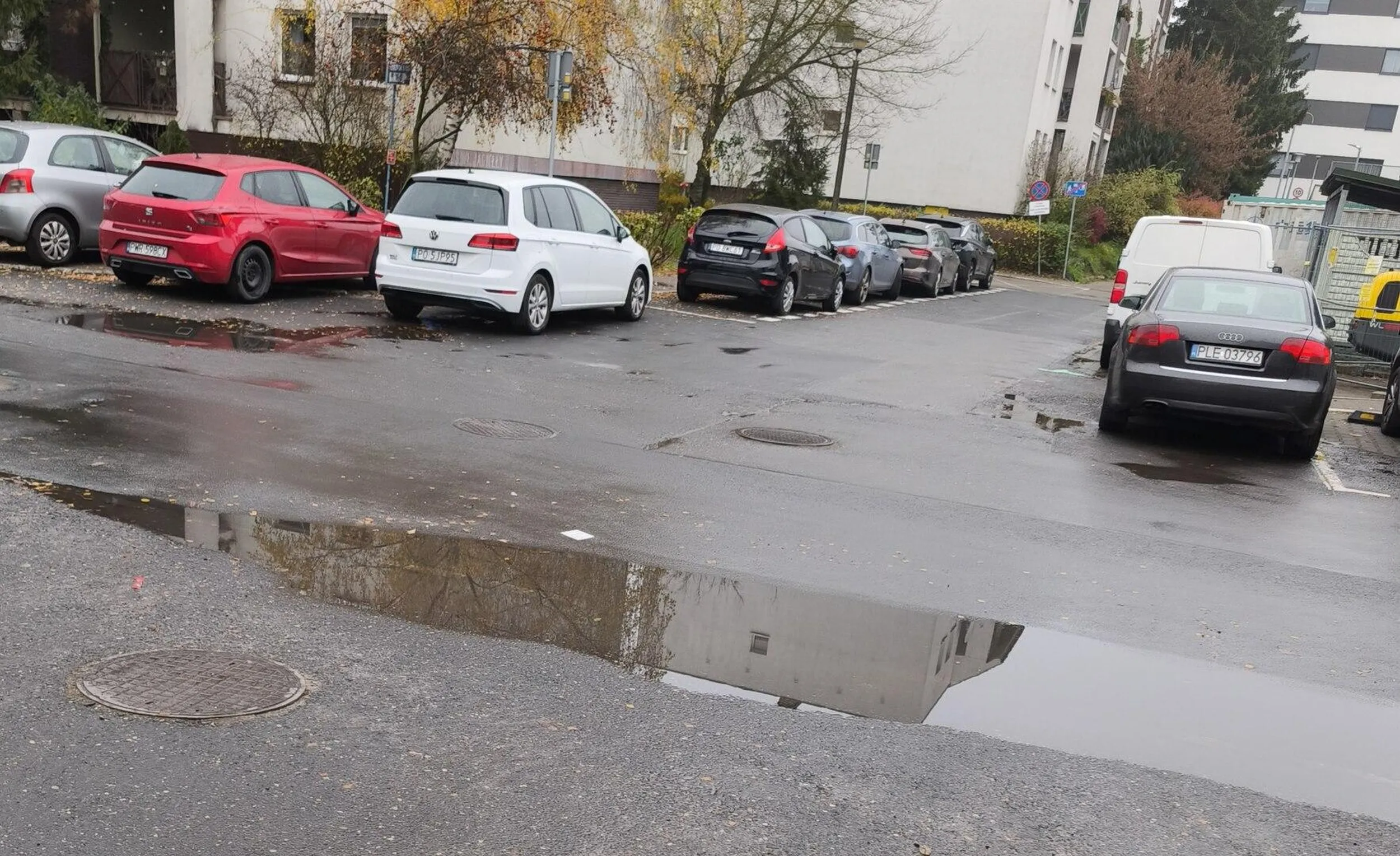 Parkowanie na skrzyzowaniu