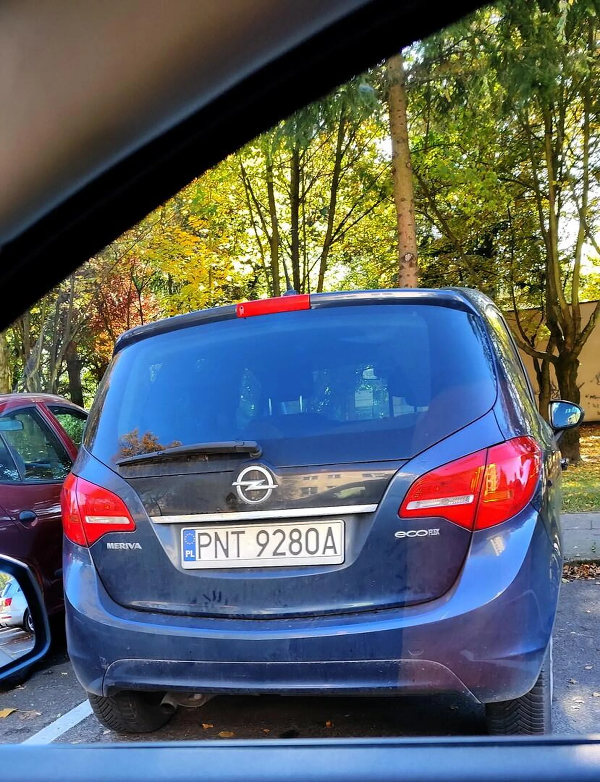 Fajna Pocahontas tym autem jeździ...