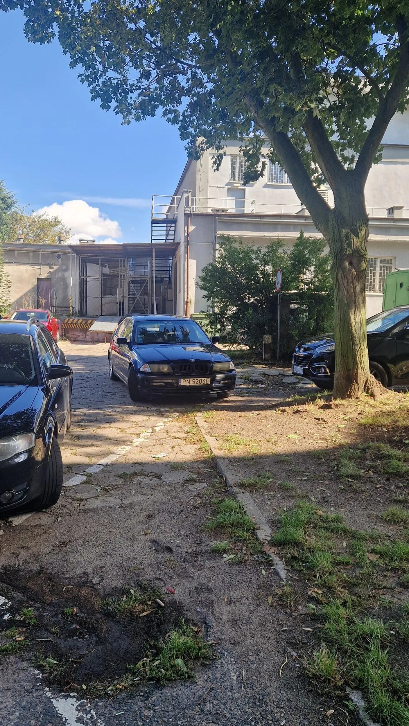 Musisz zawsze zastawiać inne samochody?