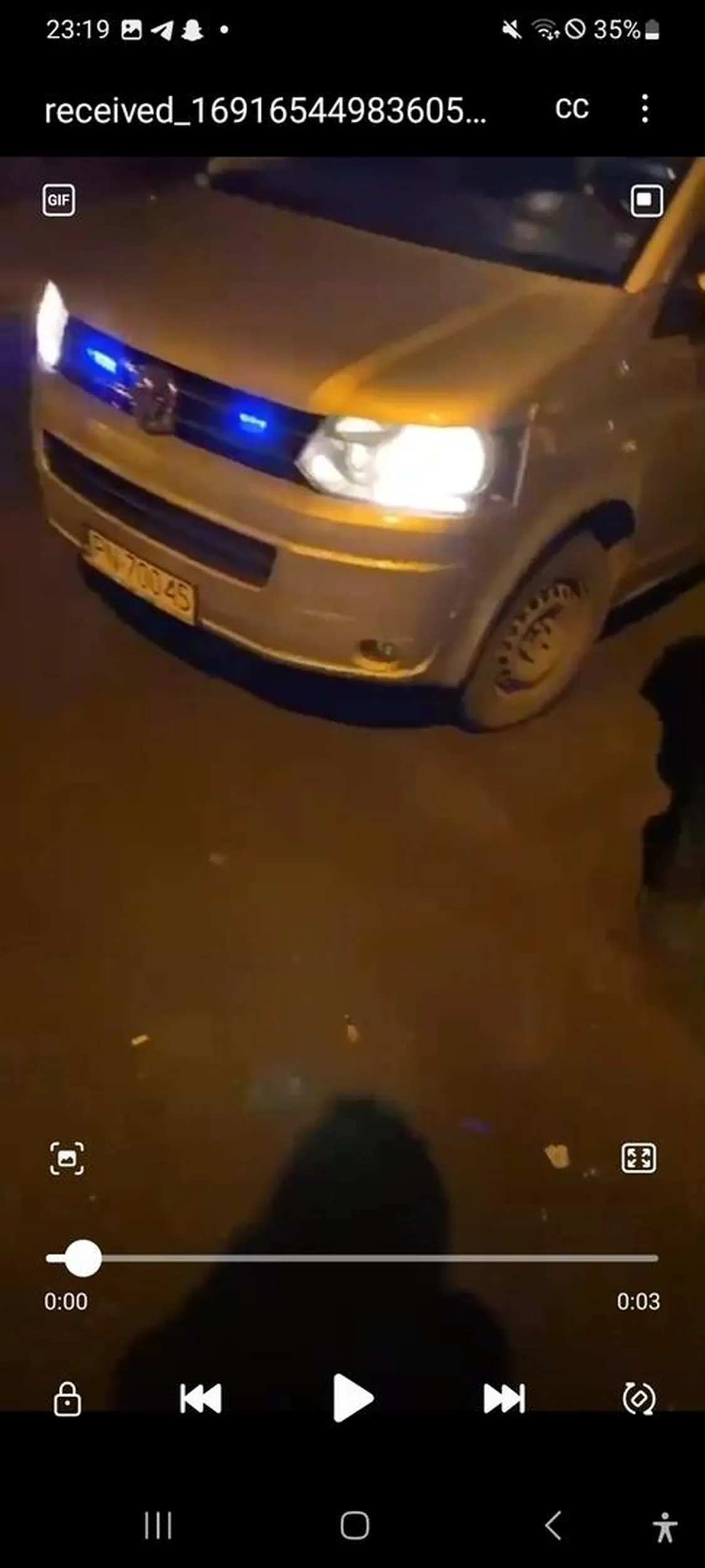 Smerfy mini vanem Przetrzepane całe auto Fart że nie trzeba było robić przysiadów