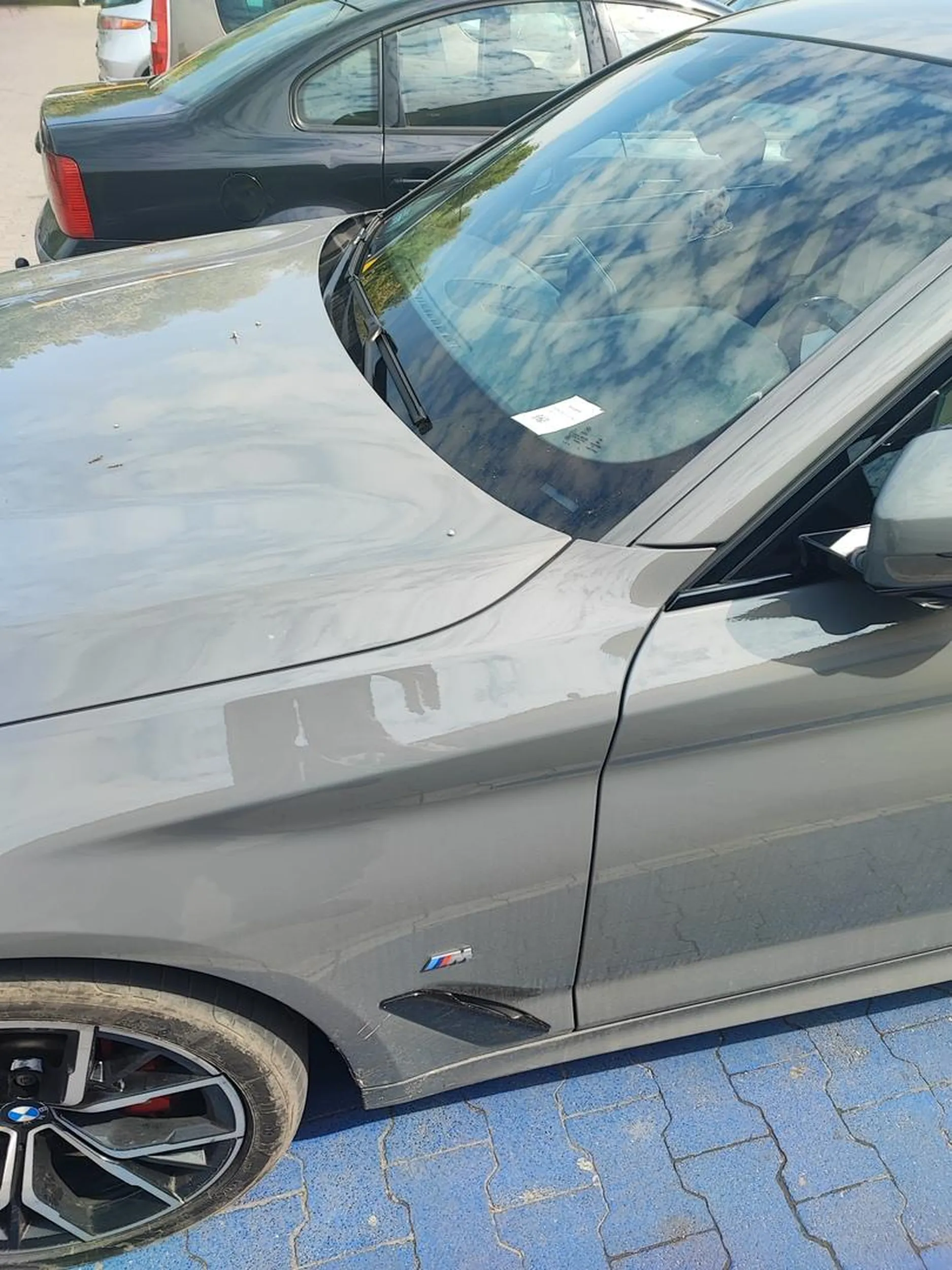 Bogacz jaśniepan niepełnosprawny umyslowo wiec mysli ze tez miejsce dla niepelnosprawnych mu przynalezy