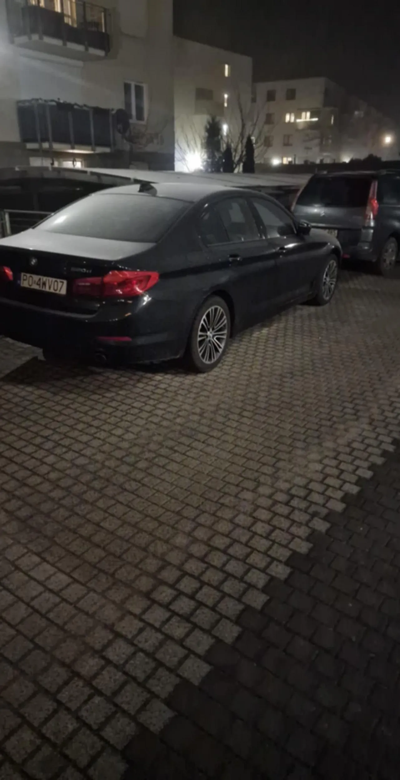 Zastawił mnie ten czlowiek nie mogę wyjechać