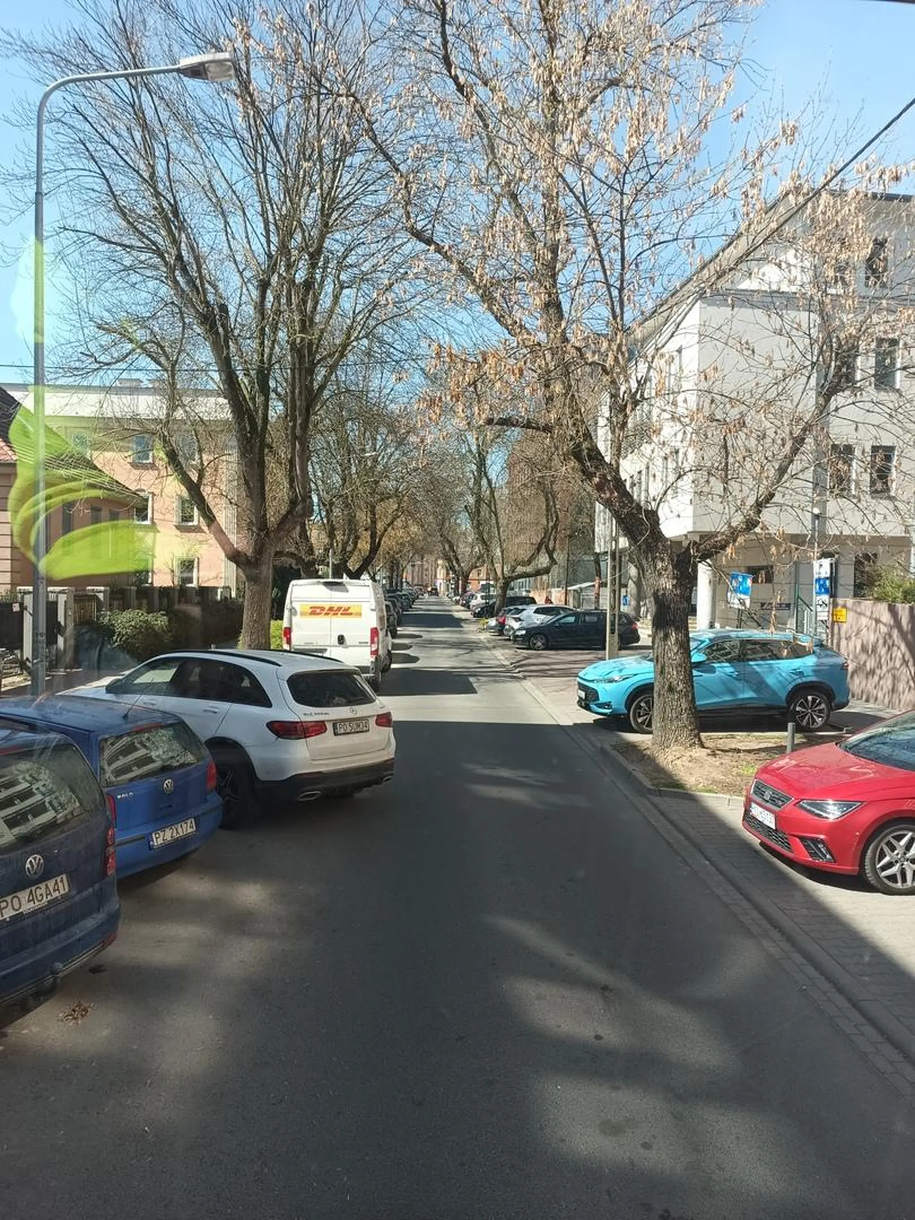 Twoje perfekcyjne parkowanie zablokowało ruch...