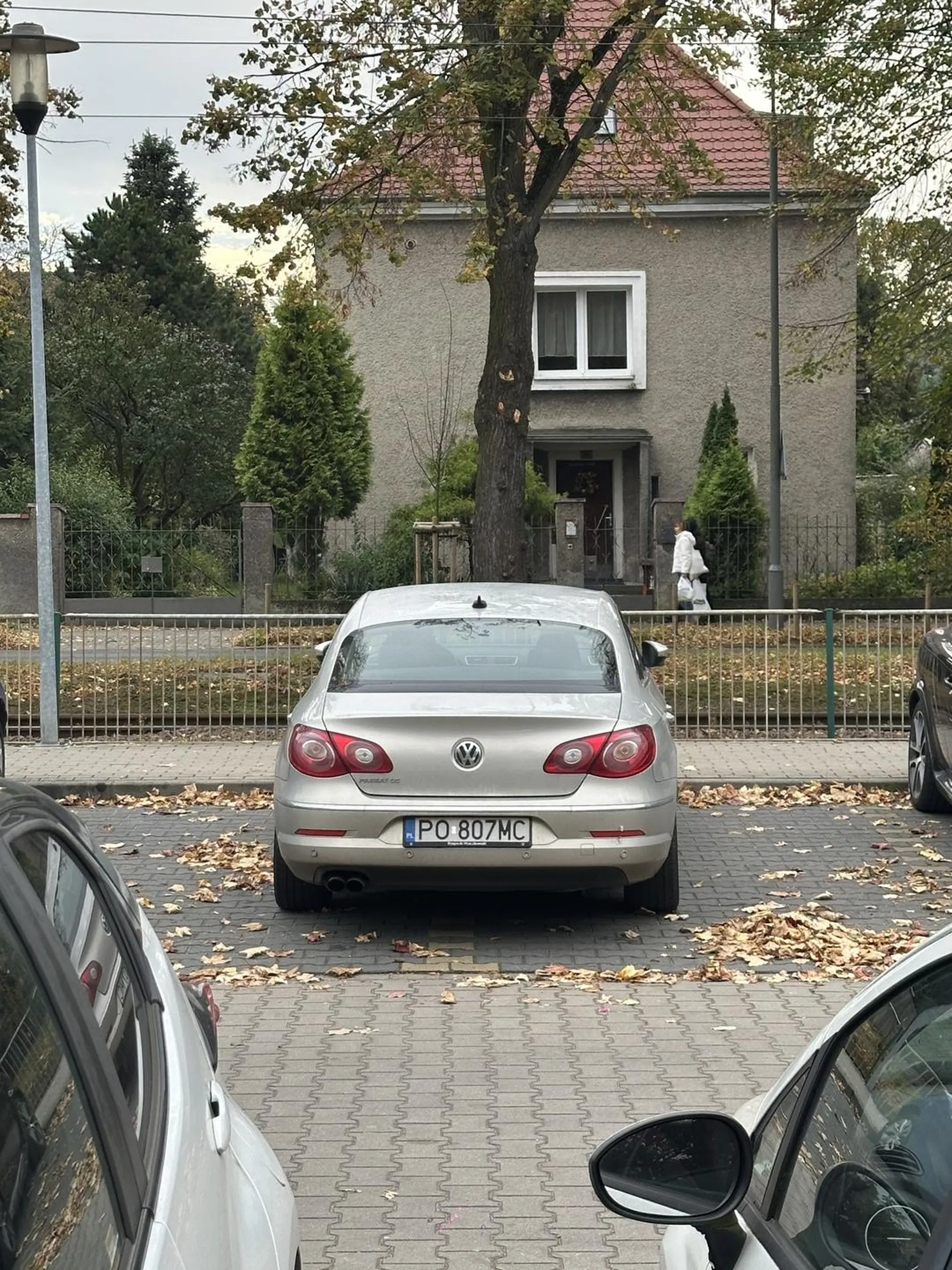 brak słów, daj chociaż studentom móc się uczyć