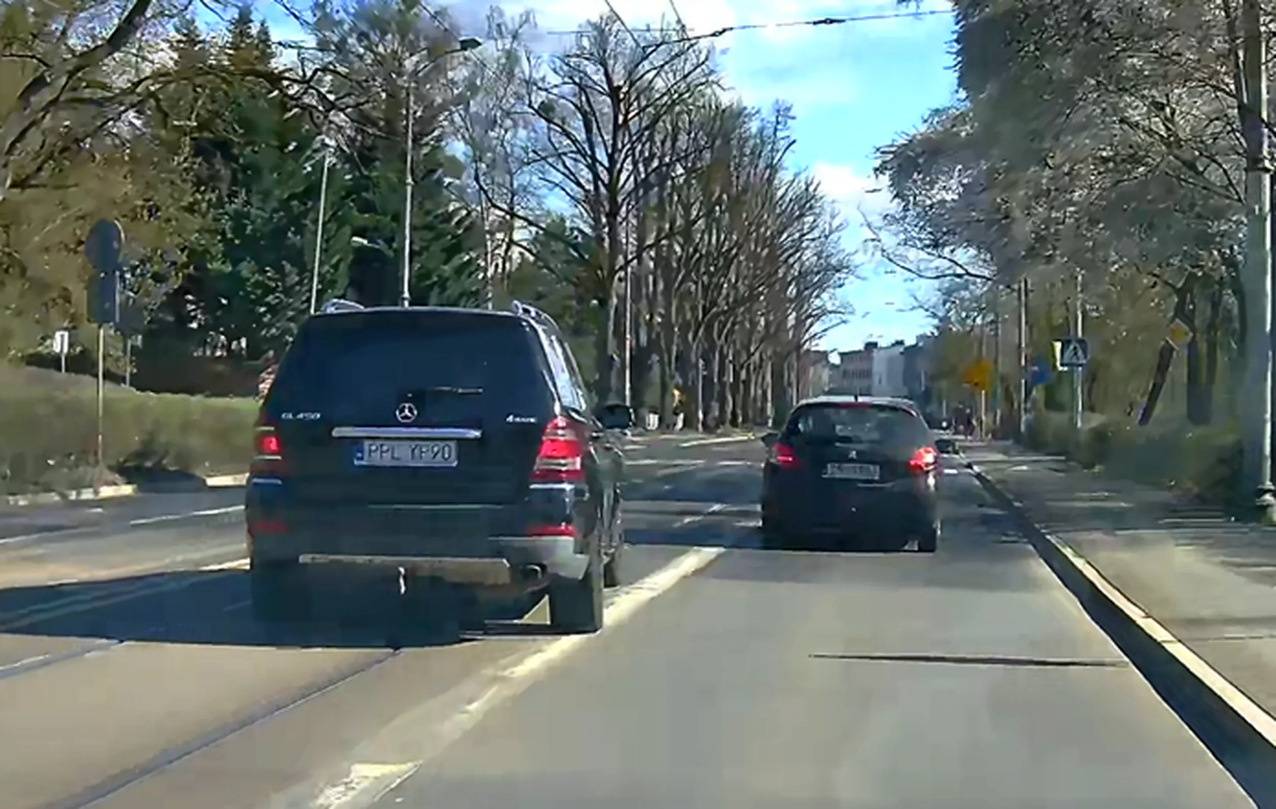 wyprzedzanie: -bus pasem -na ciągłej -na pasach zrobiłeś mi dzień, niesamowity talent