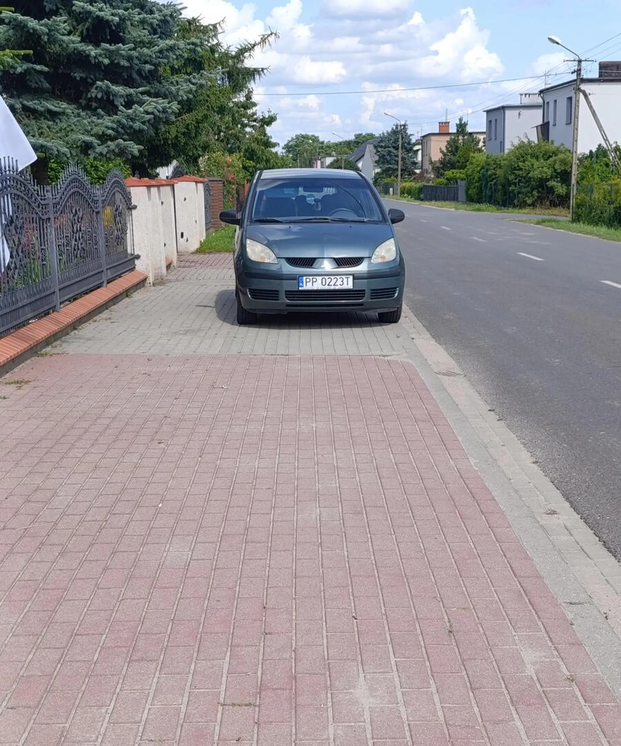 Chodnik to nie parking