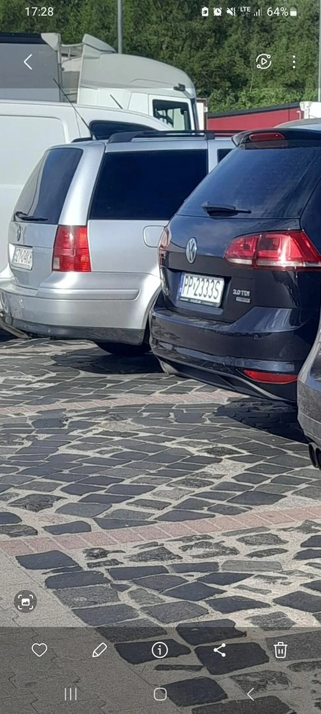 Hej kolega, perfumy, wkrętarku? Cyganeria na zarobku auuuu