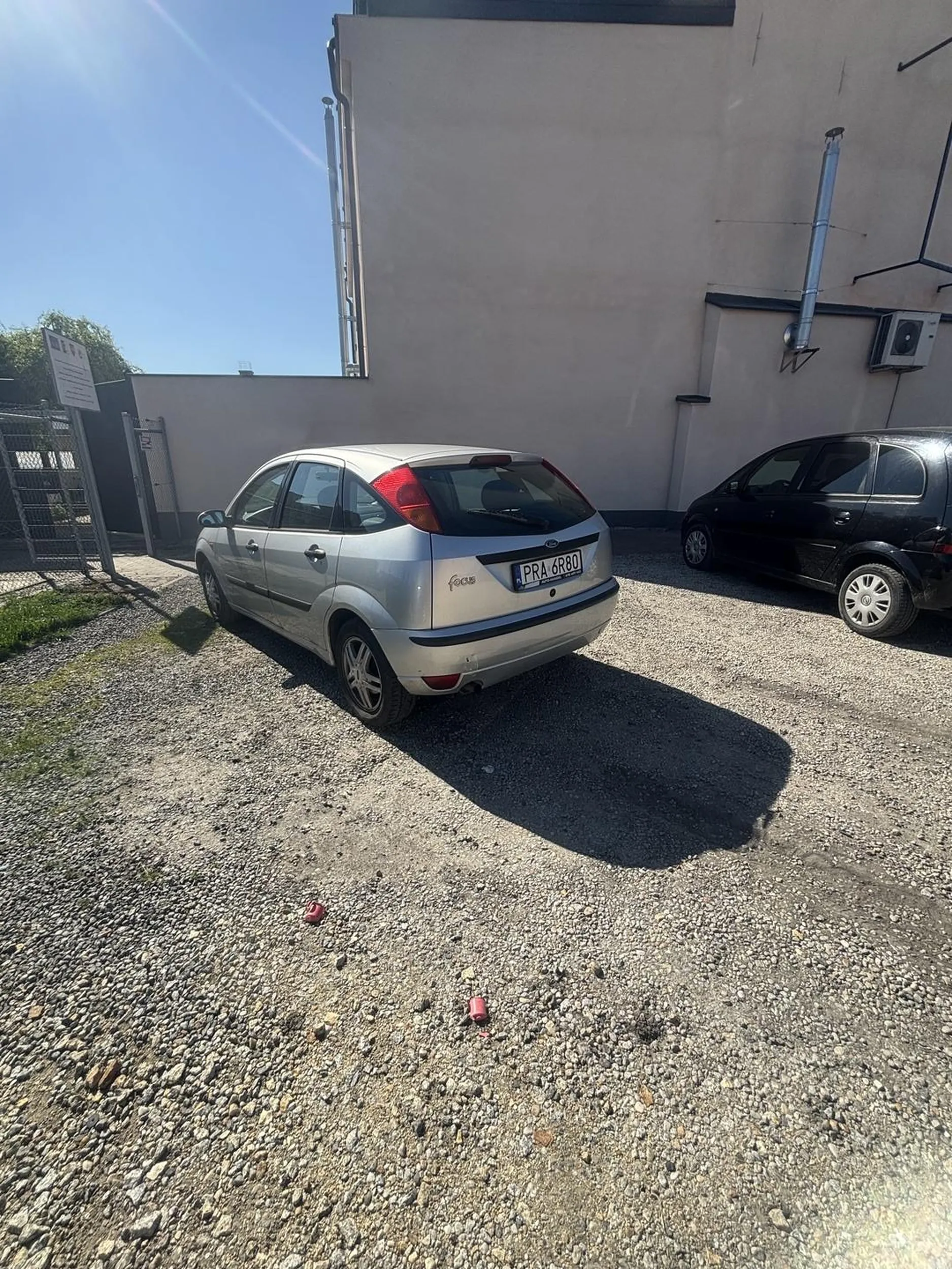 Poprostu tragedia naucz się parkować człowieku!!!