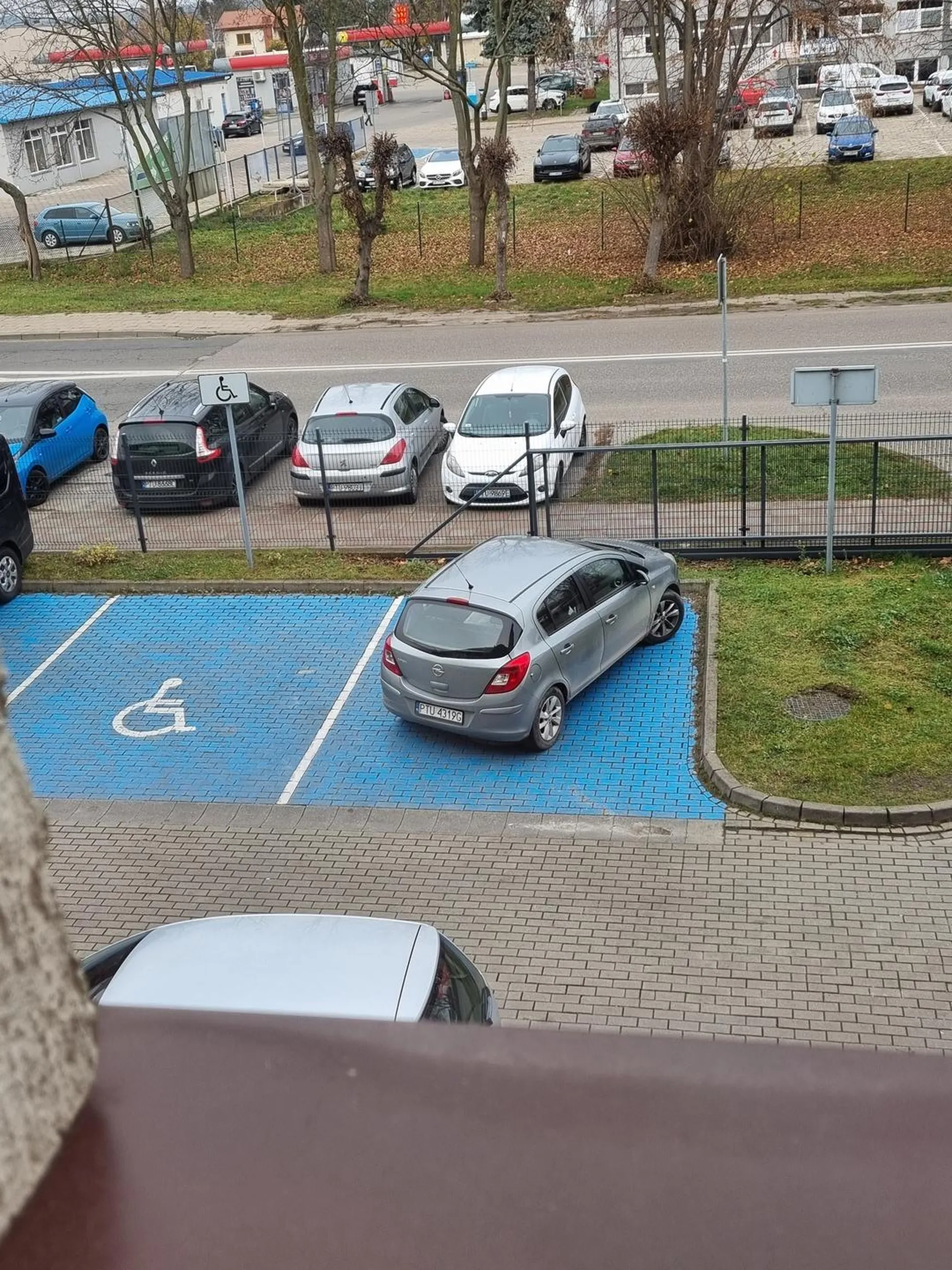Tak sie parkuje?