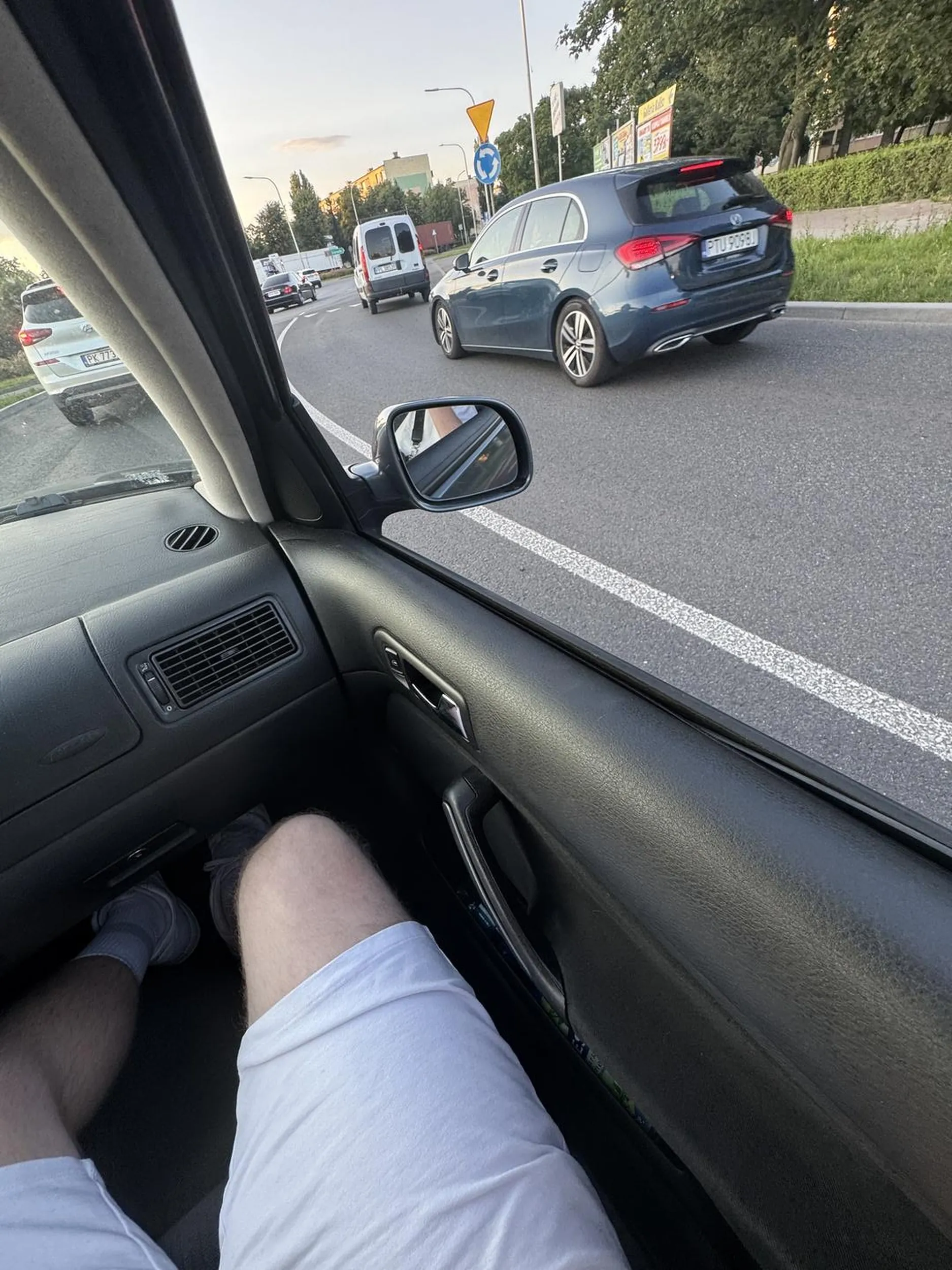 Kto ci wydal prawko? Kup kierunkowskaz